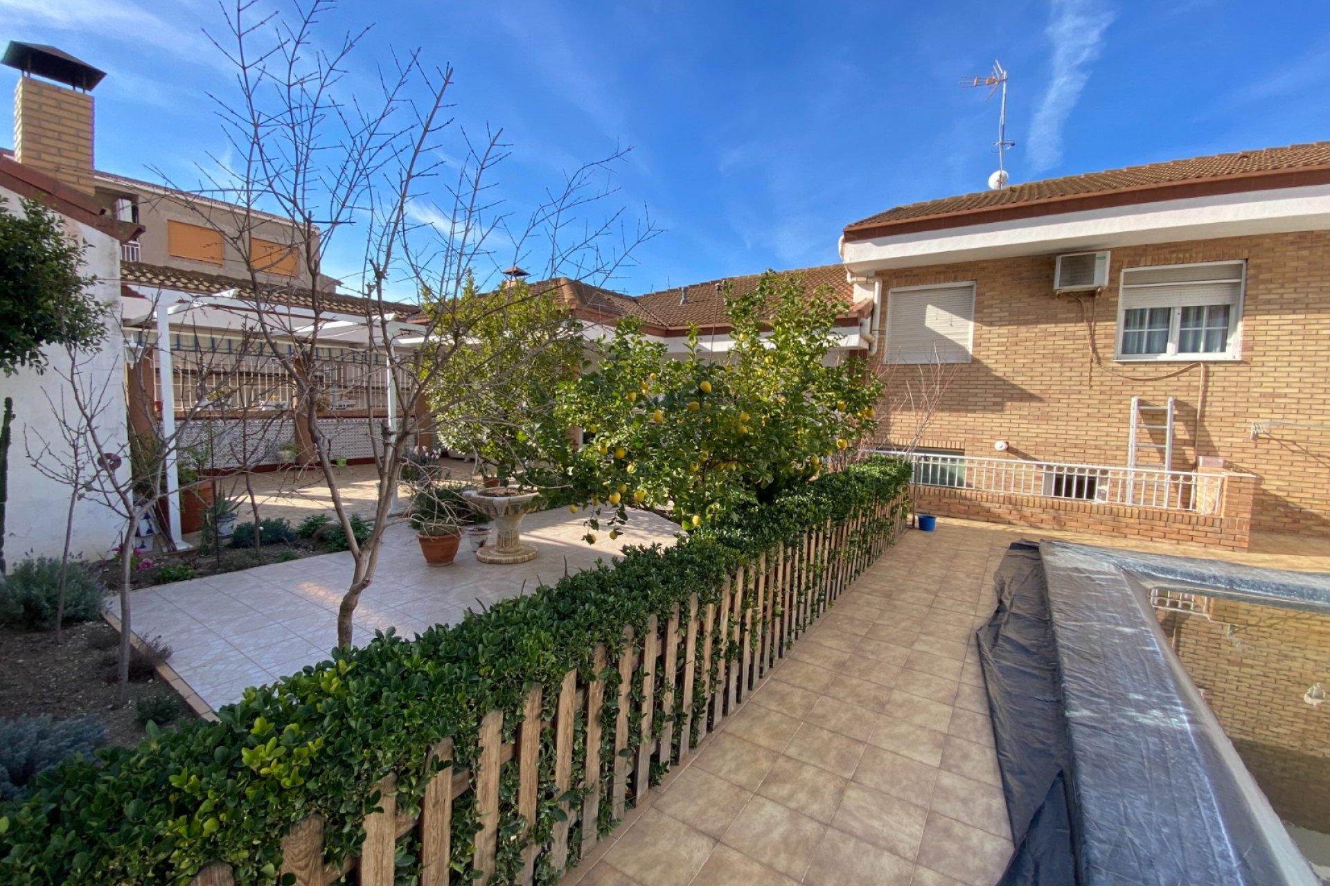 Resale - Townhouse - Sax