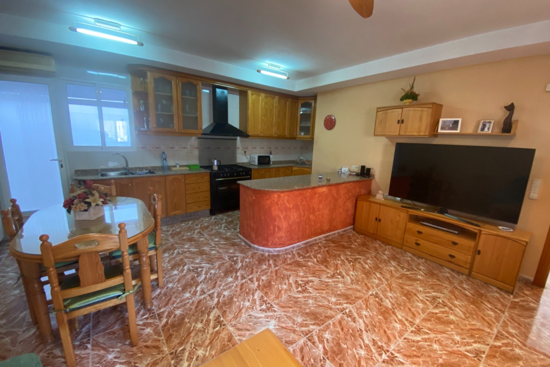 Resale - Townhouse - Sax