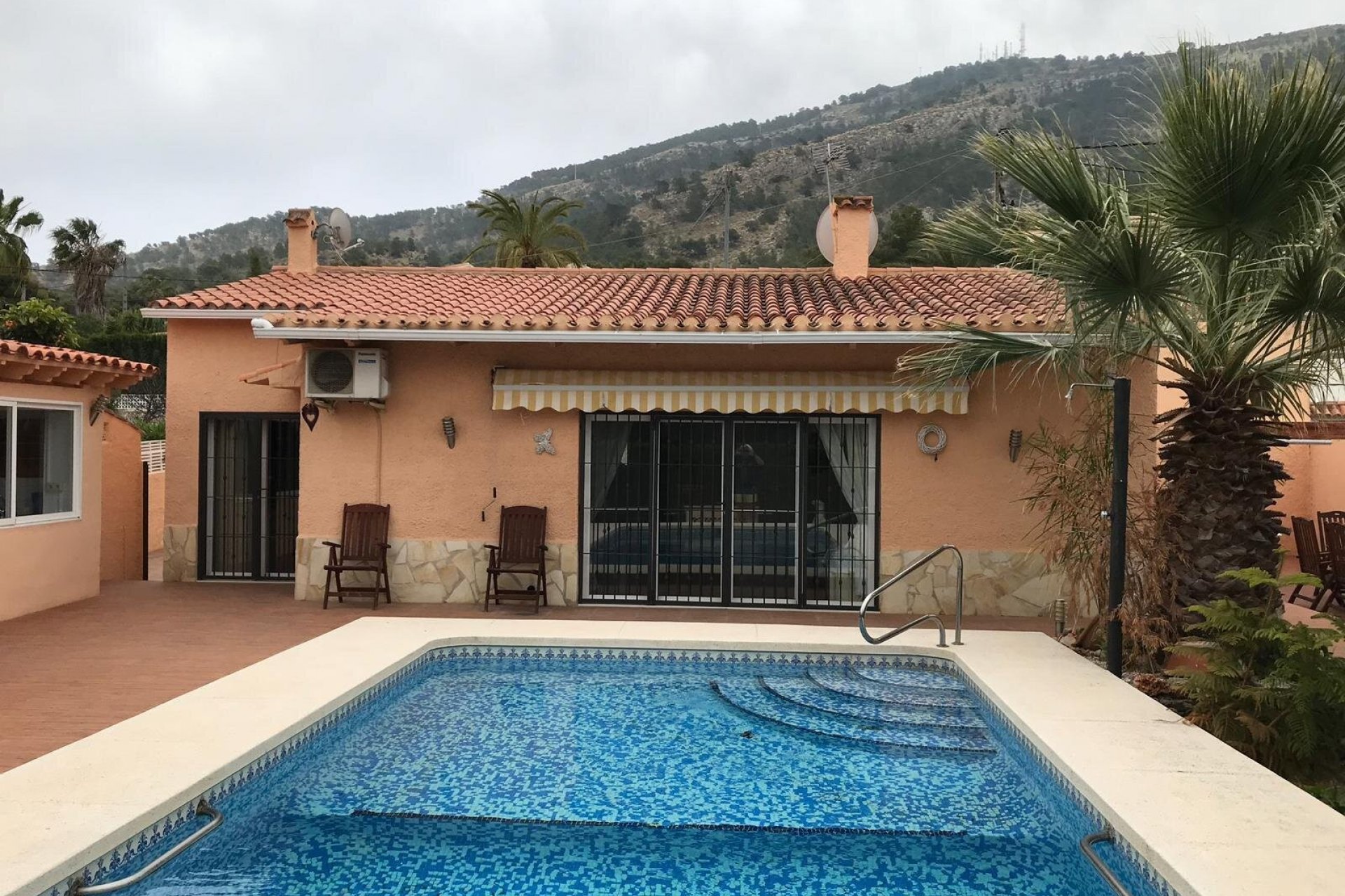 Resale - Villa - Albir