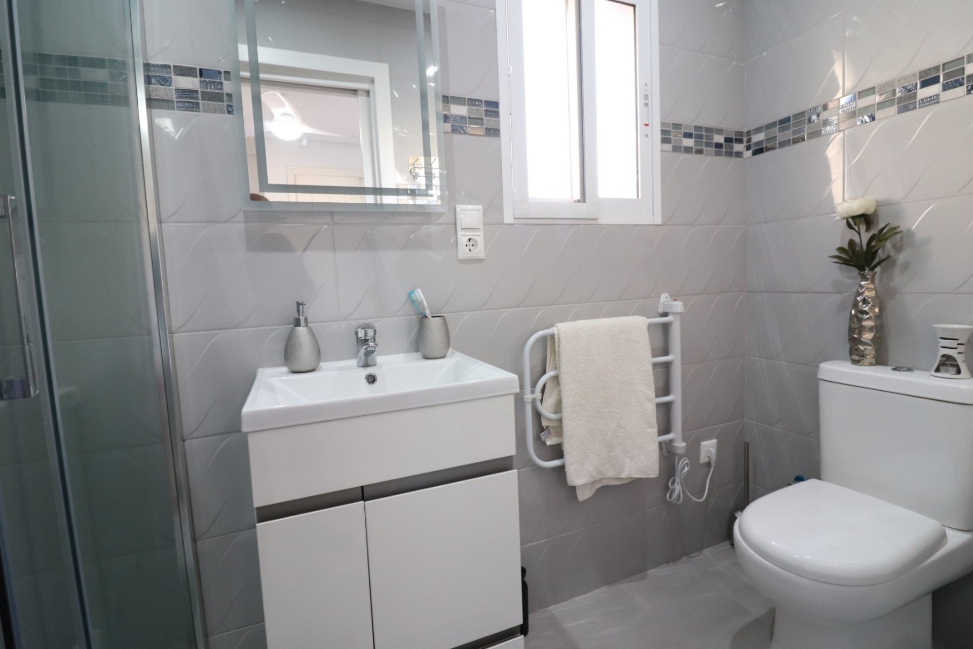 Resale - Villa - Algorfa - Montemar