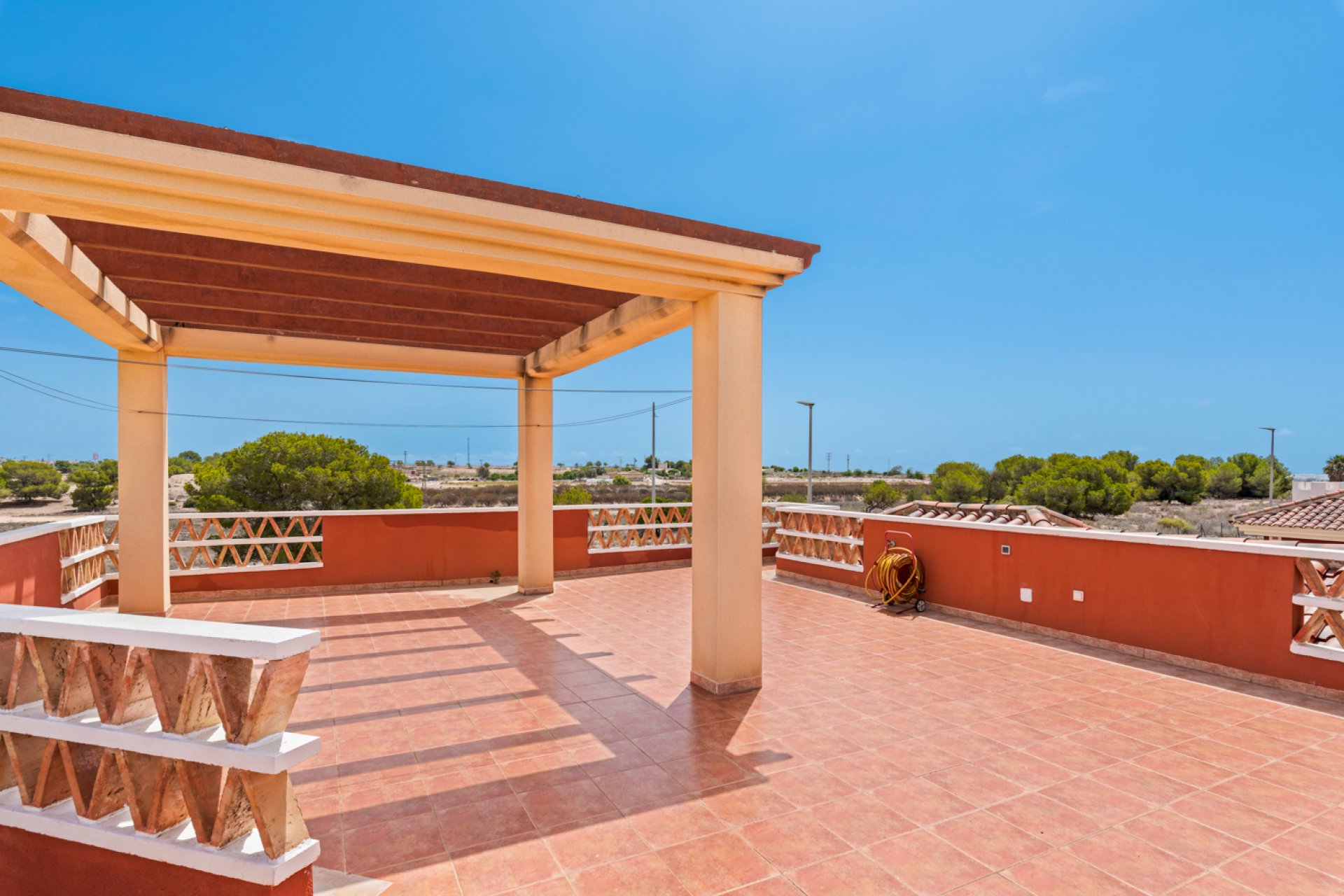 Resale - Villa - Algorfa