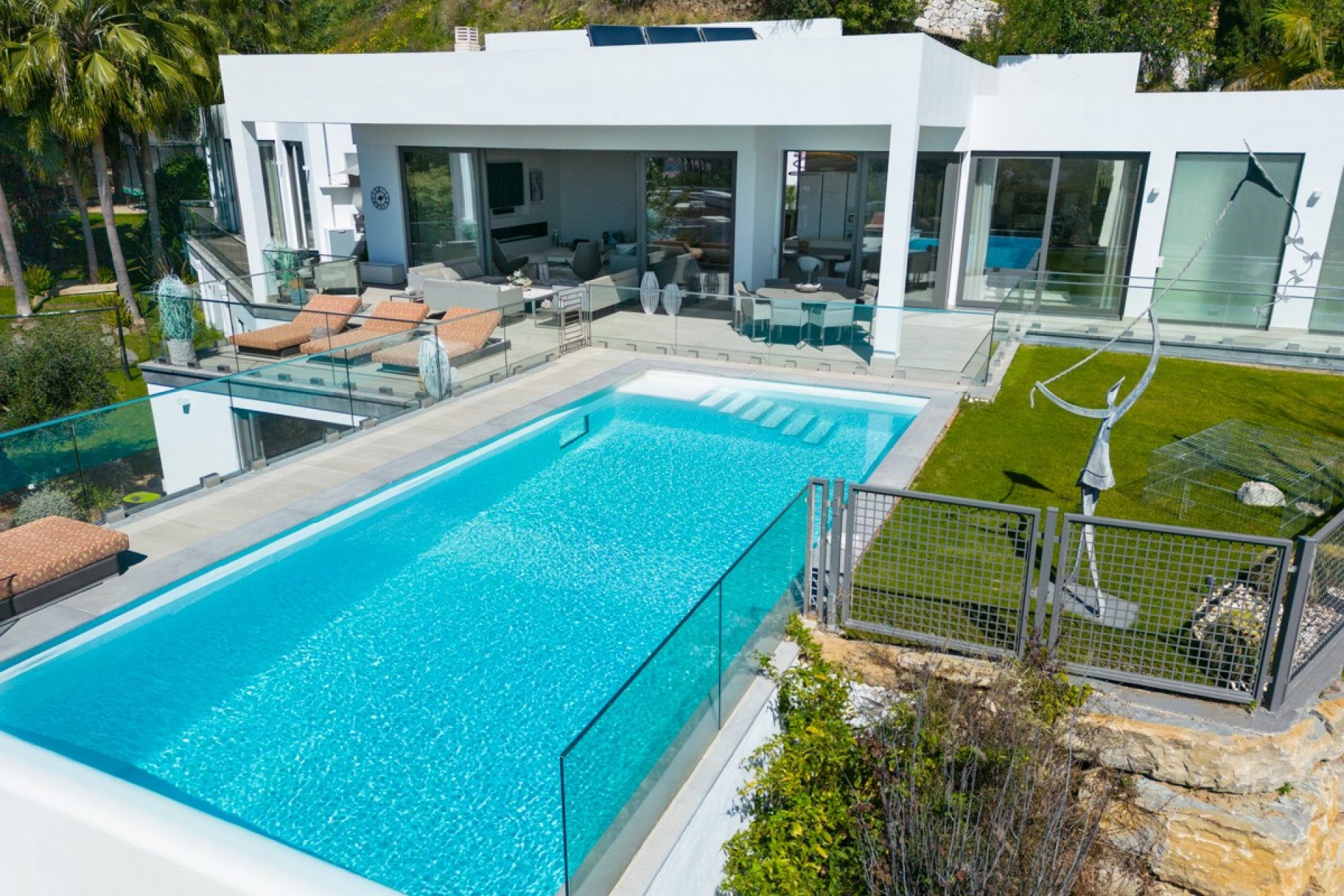 Resale - Villa - Benahavis - La Quinta