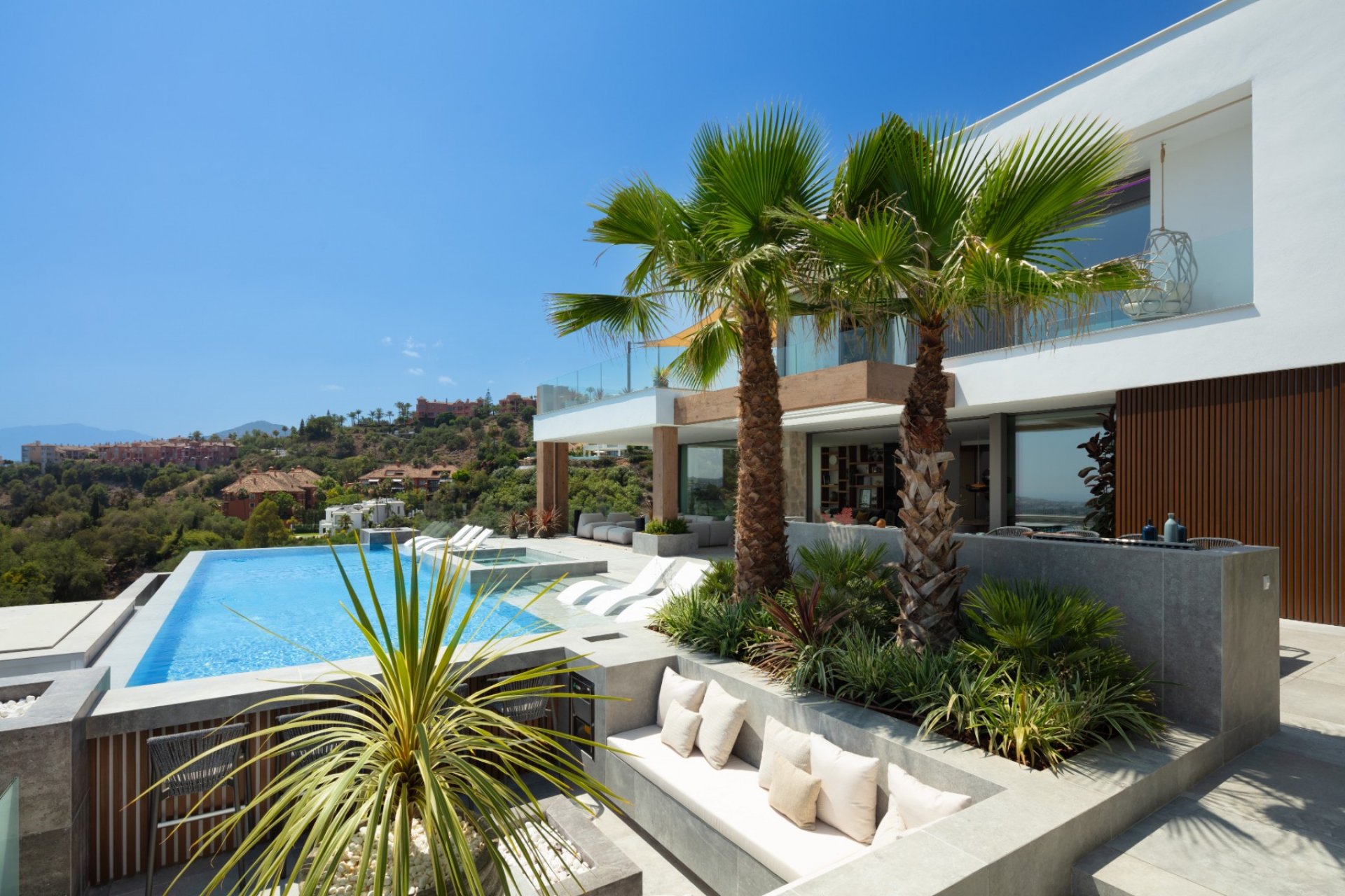 Resale - Villa - Benahavis - La Quinta