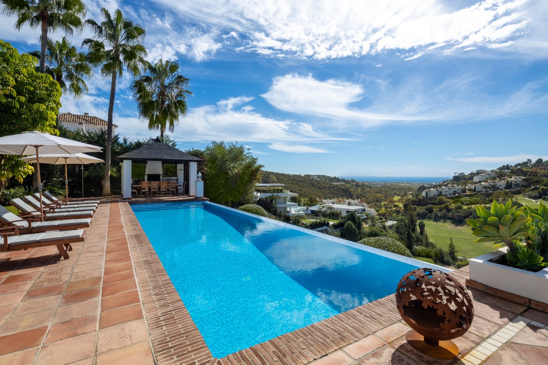 Resale - Villa - Benahavis - La Quinta