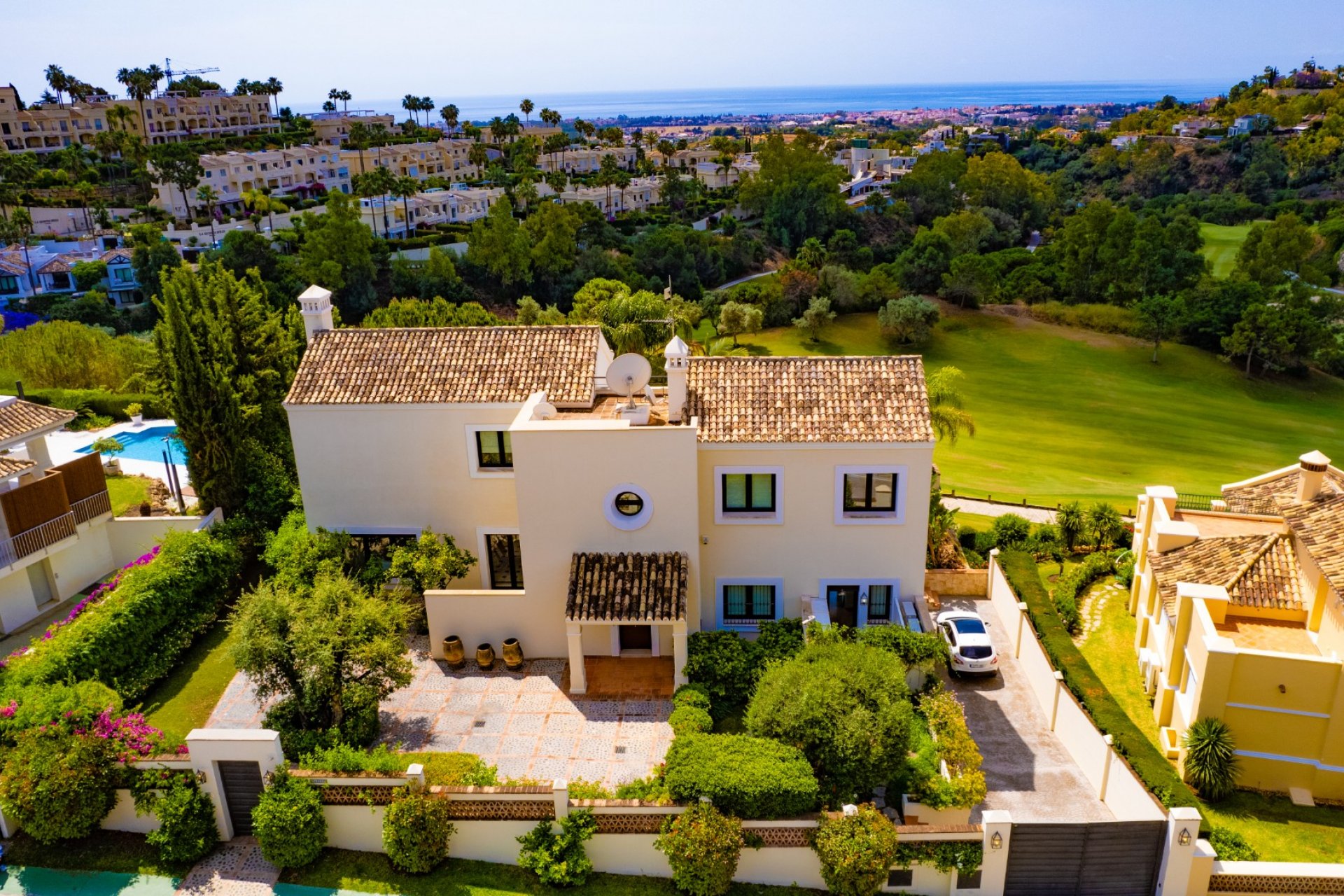 Resale - Villa - Benahavis - La Quinta