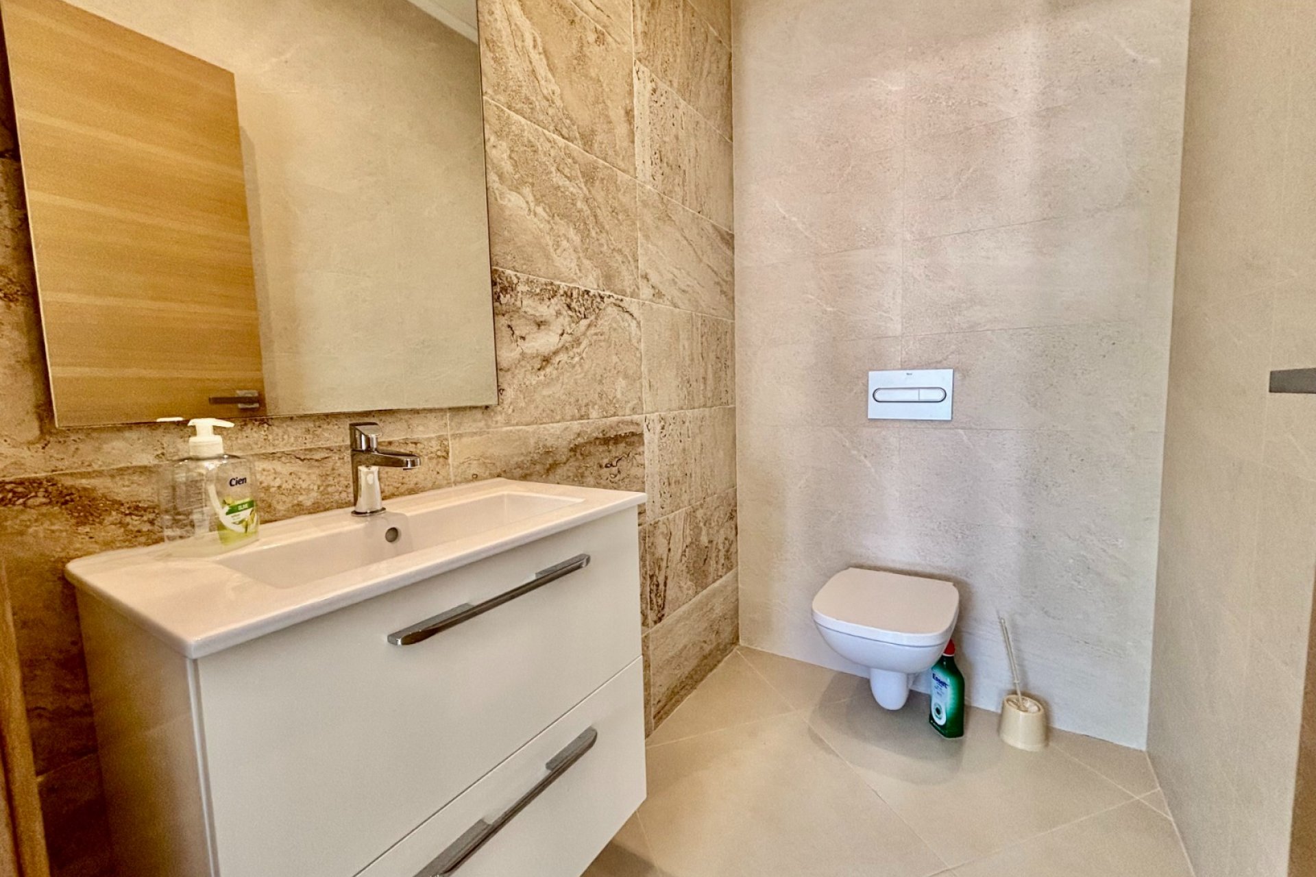 Resale - Villa - Benijofar