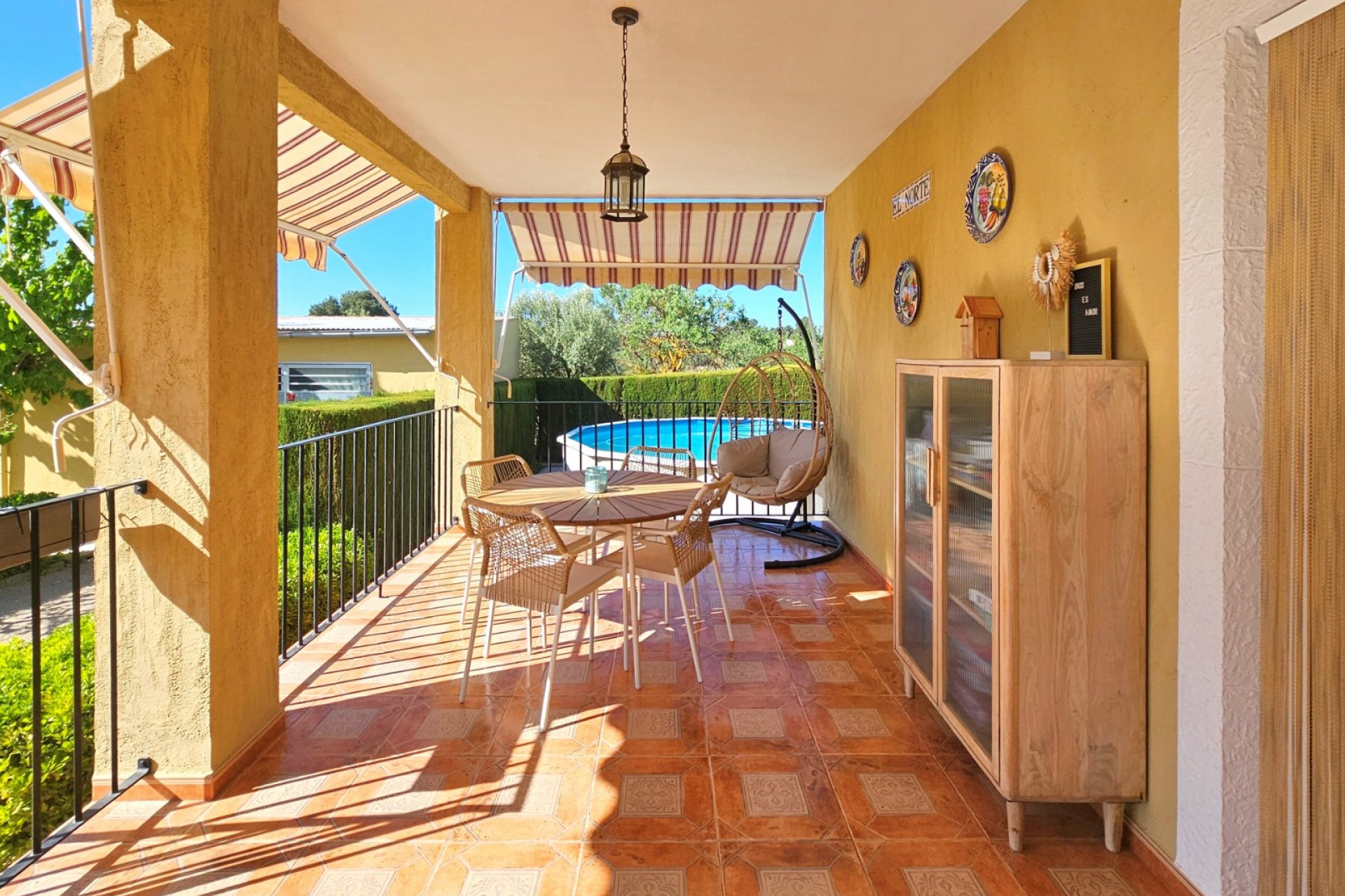 Resale - Villa - Caudete