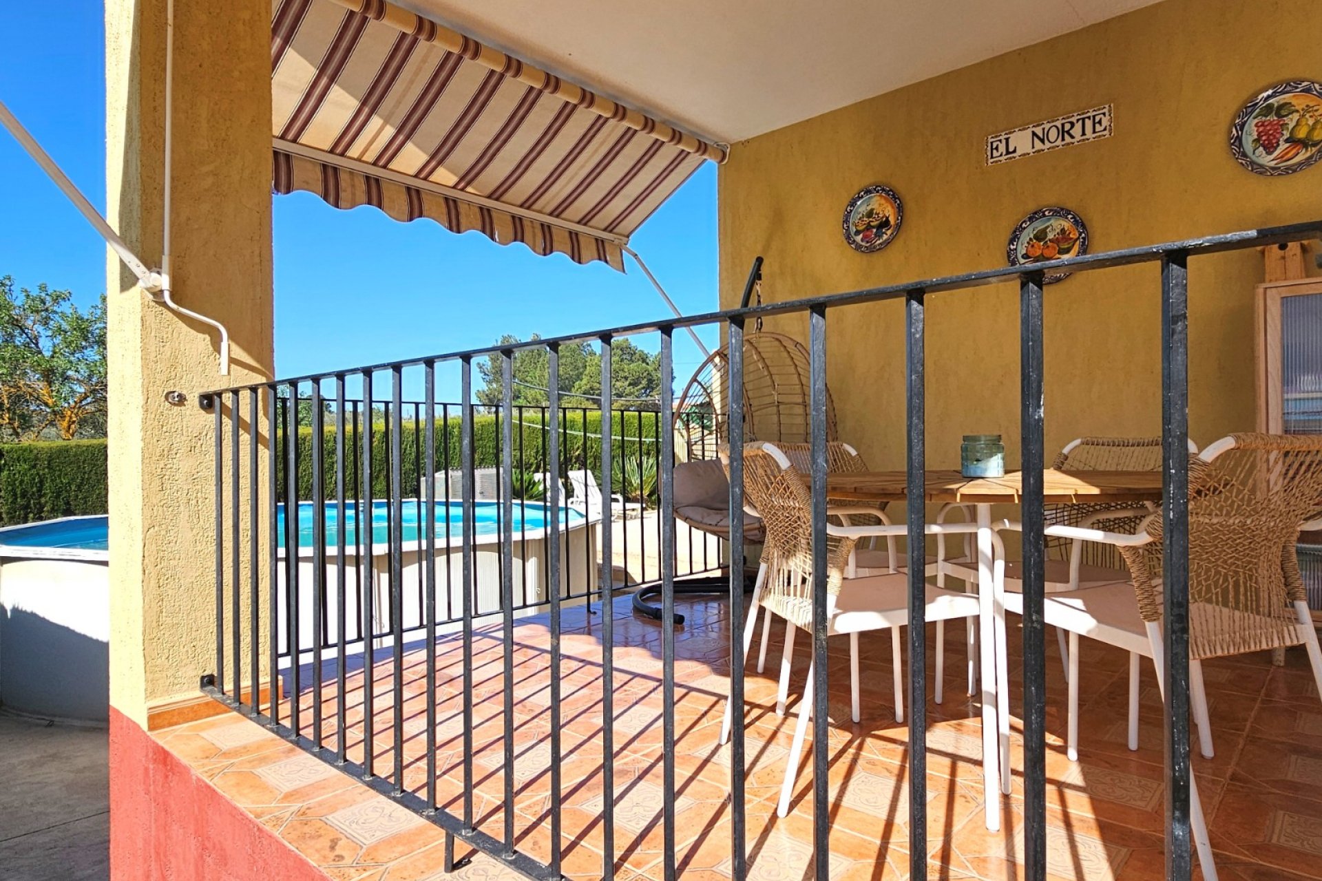 Resale - Villa - Caudete