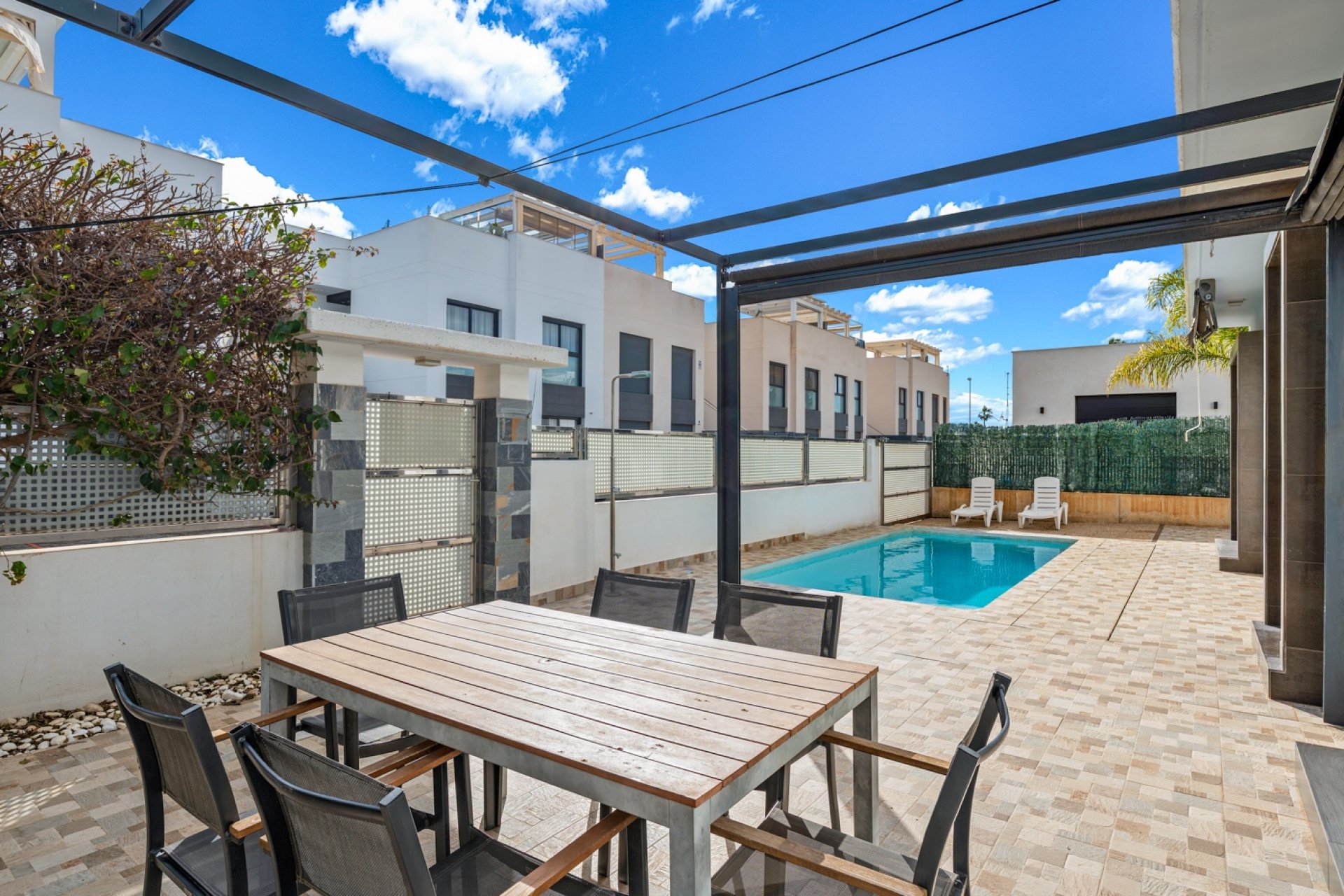 Resale - Villa - Ciudad Quesada