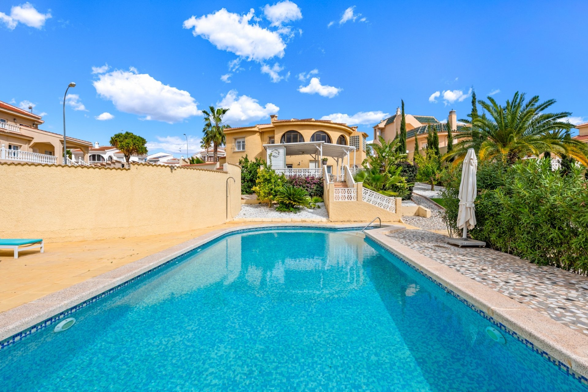 Resale - Villa - Ciudad Quesada