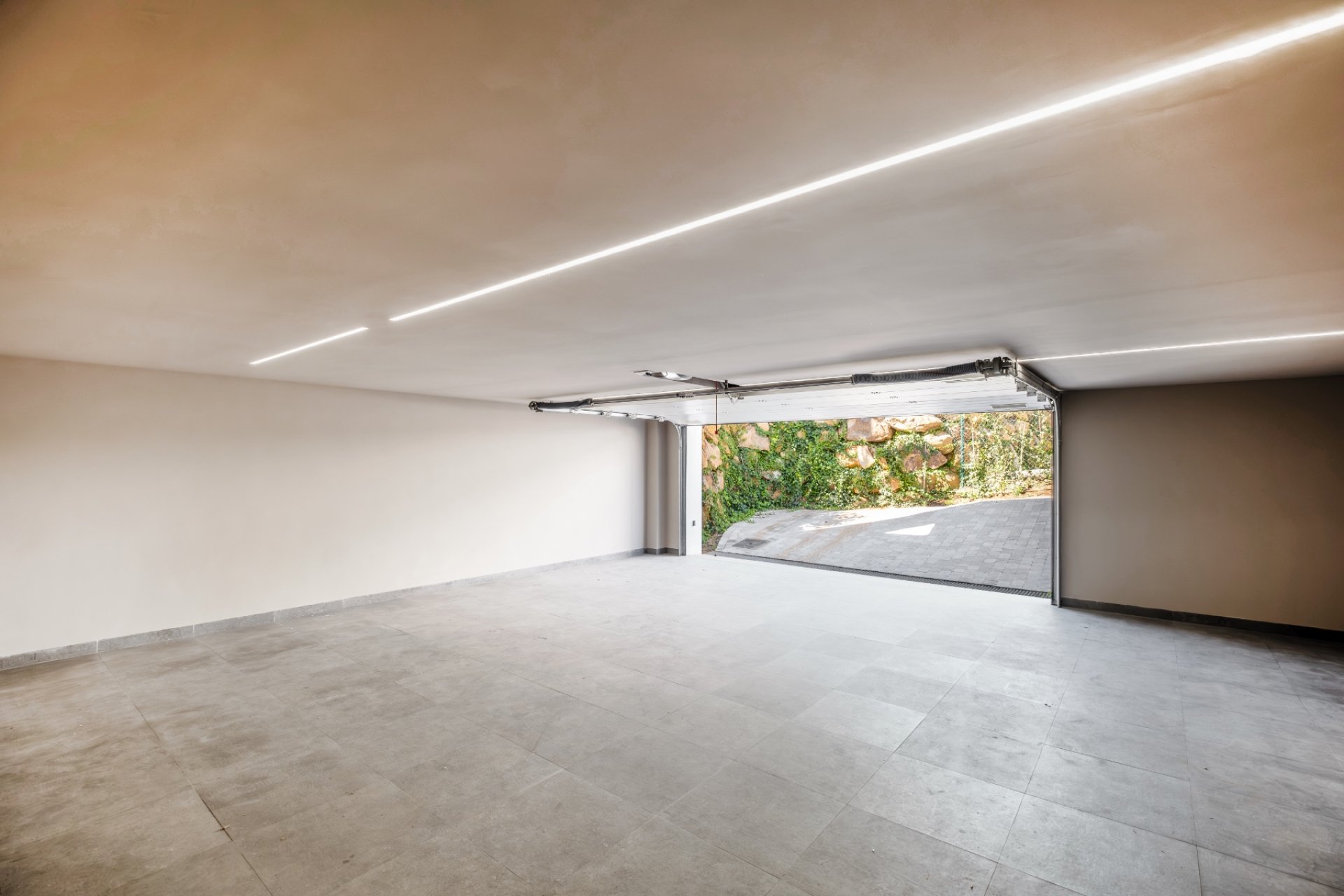 Resale - Villa - Estepona - El Paraíso