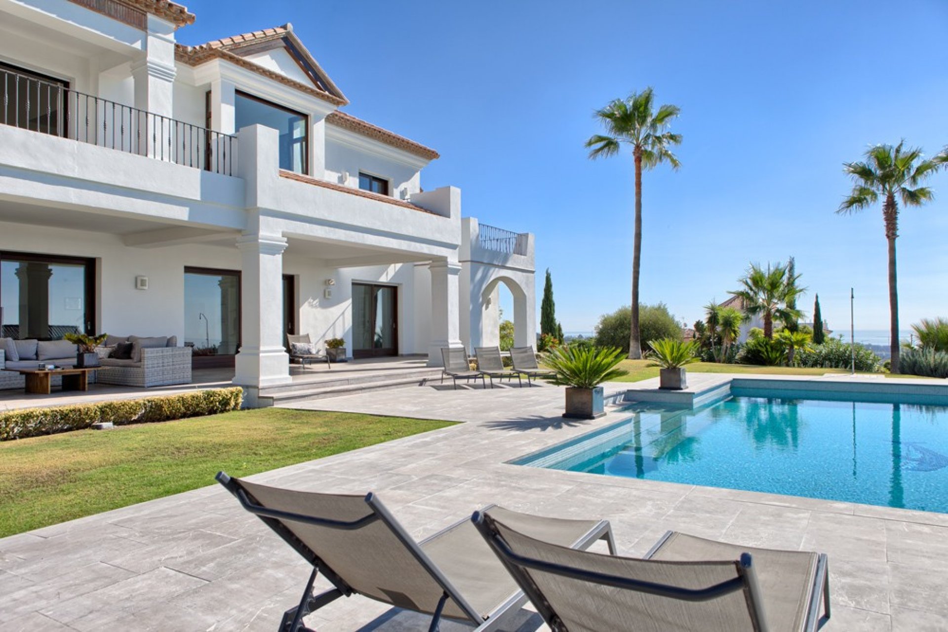 Resale - Villa - Estepona - Los Flamingos