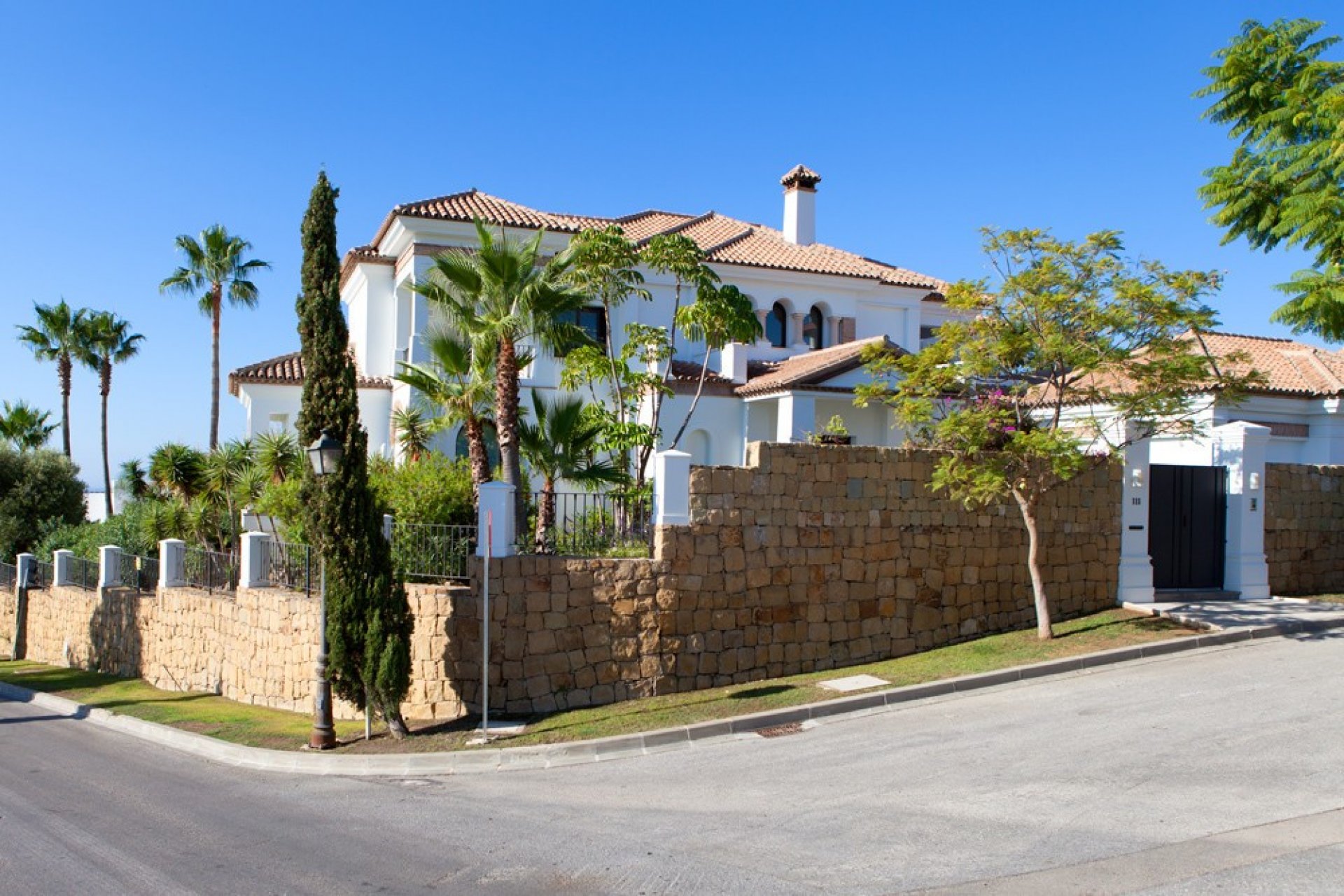 Resale - Villa - Estepona - Los Flamingos