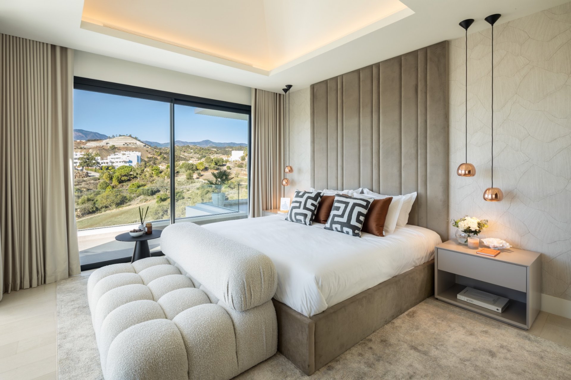 Resale - Villa - Estepona - Selwo