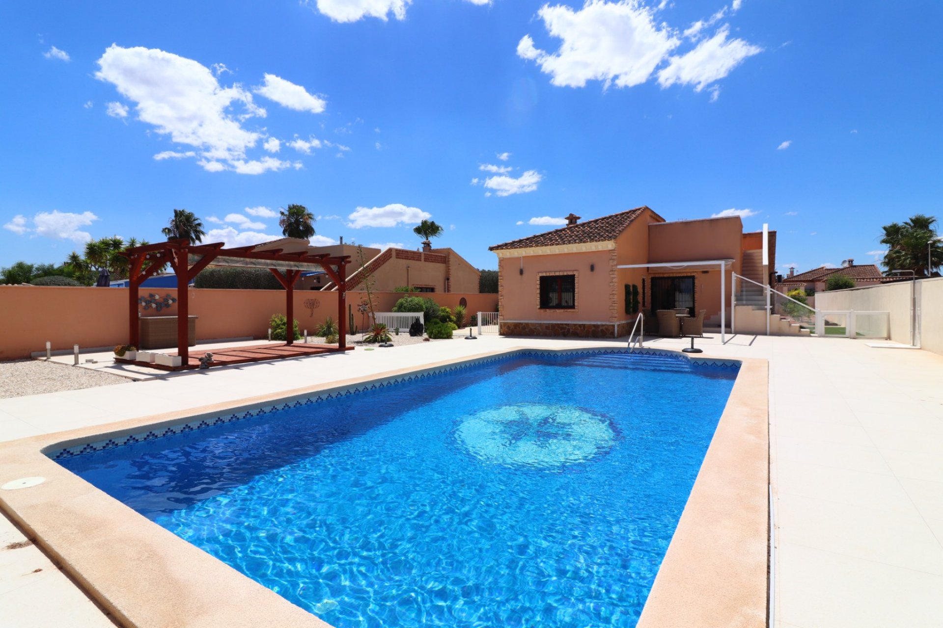 Resale - Villa - Formentera del Segura - Euroroda