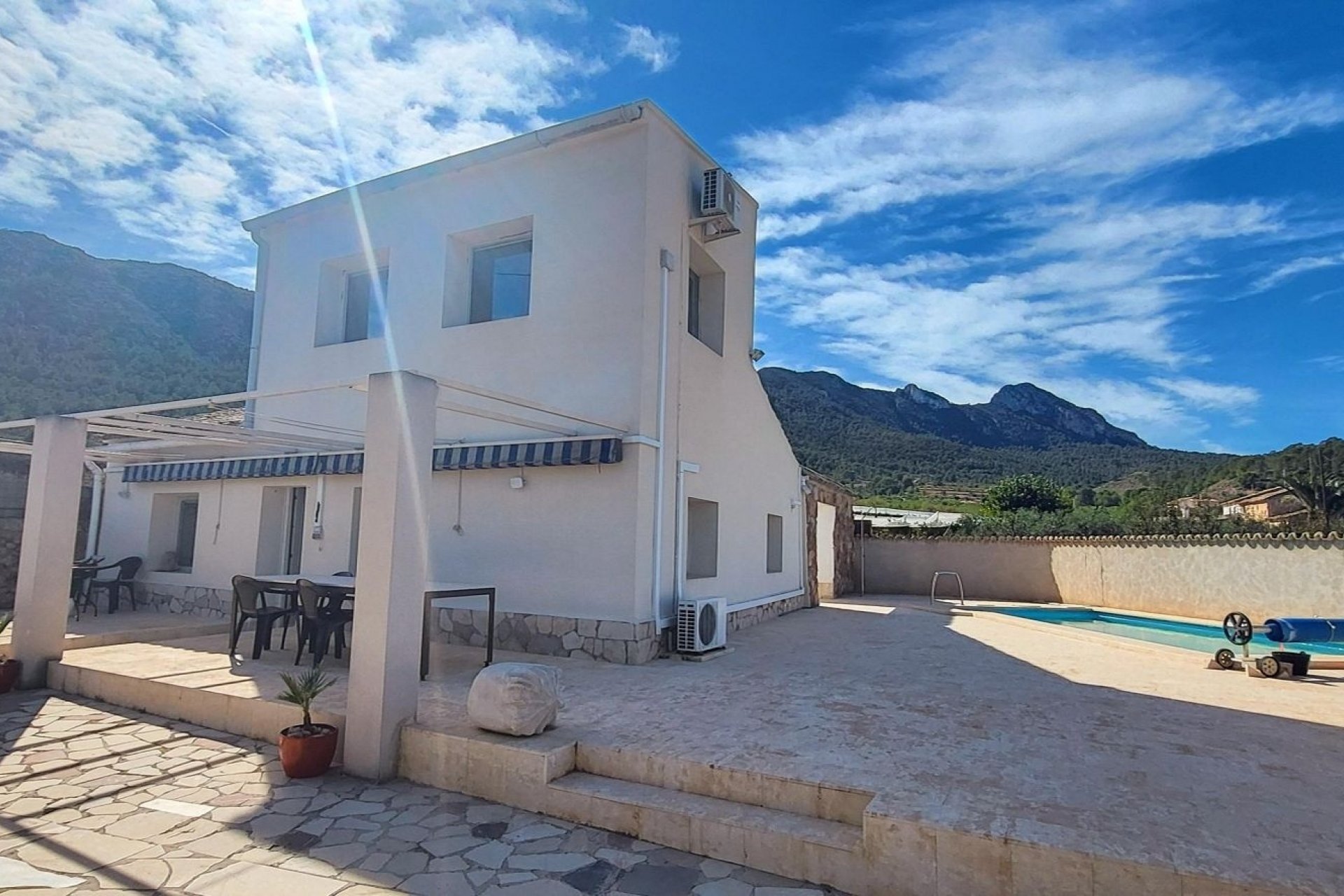 Resale - Villa - La Romana