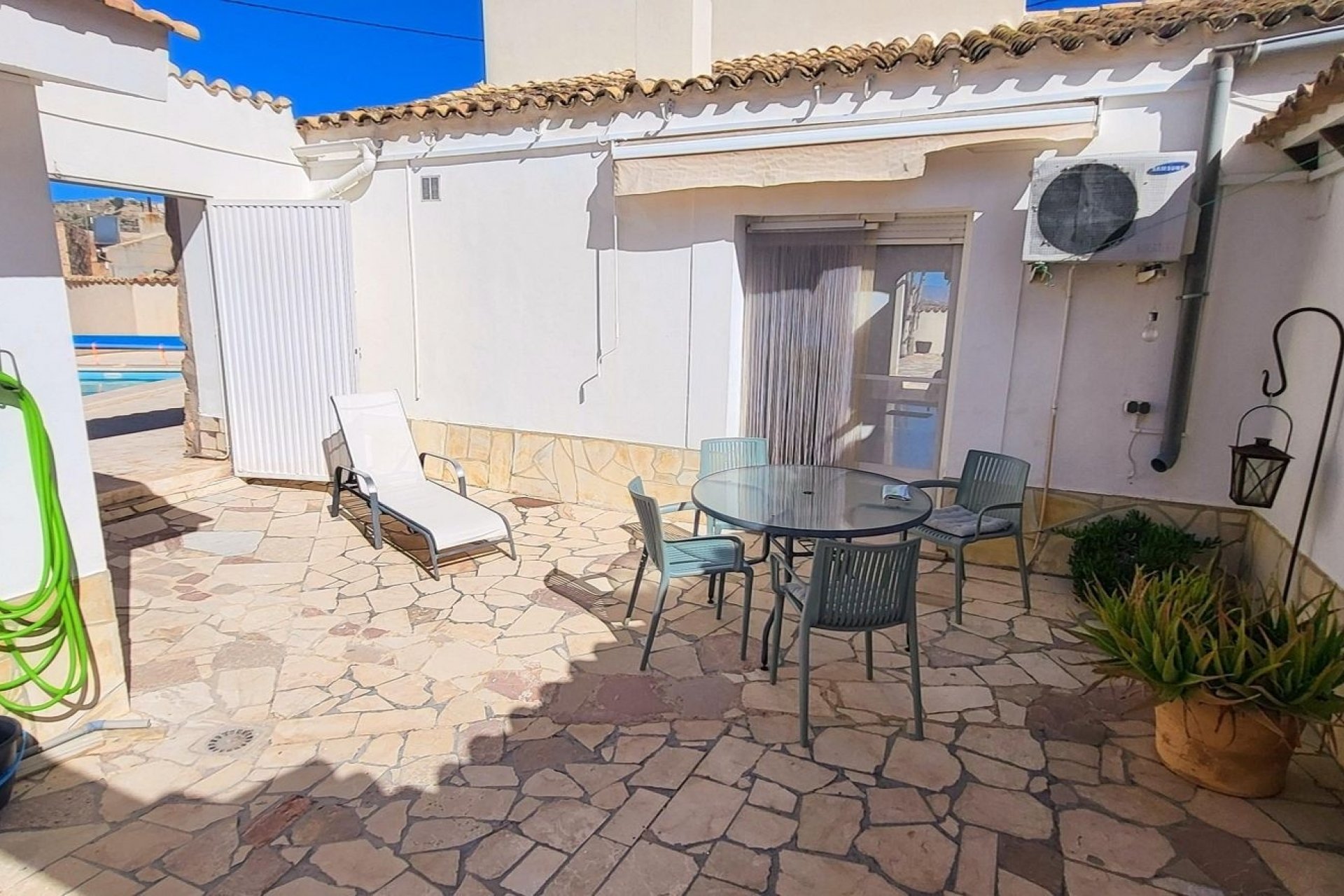 Resale - Villa - La Romana