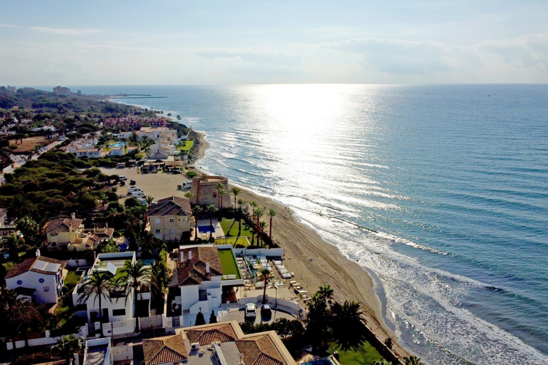 Resale - Villa - Marbella - Las Chapas