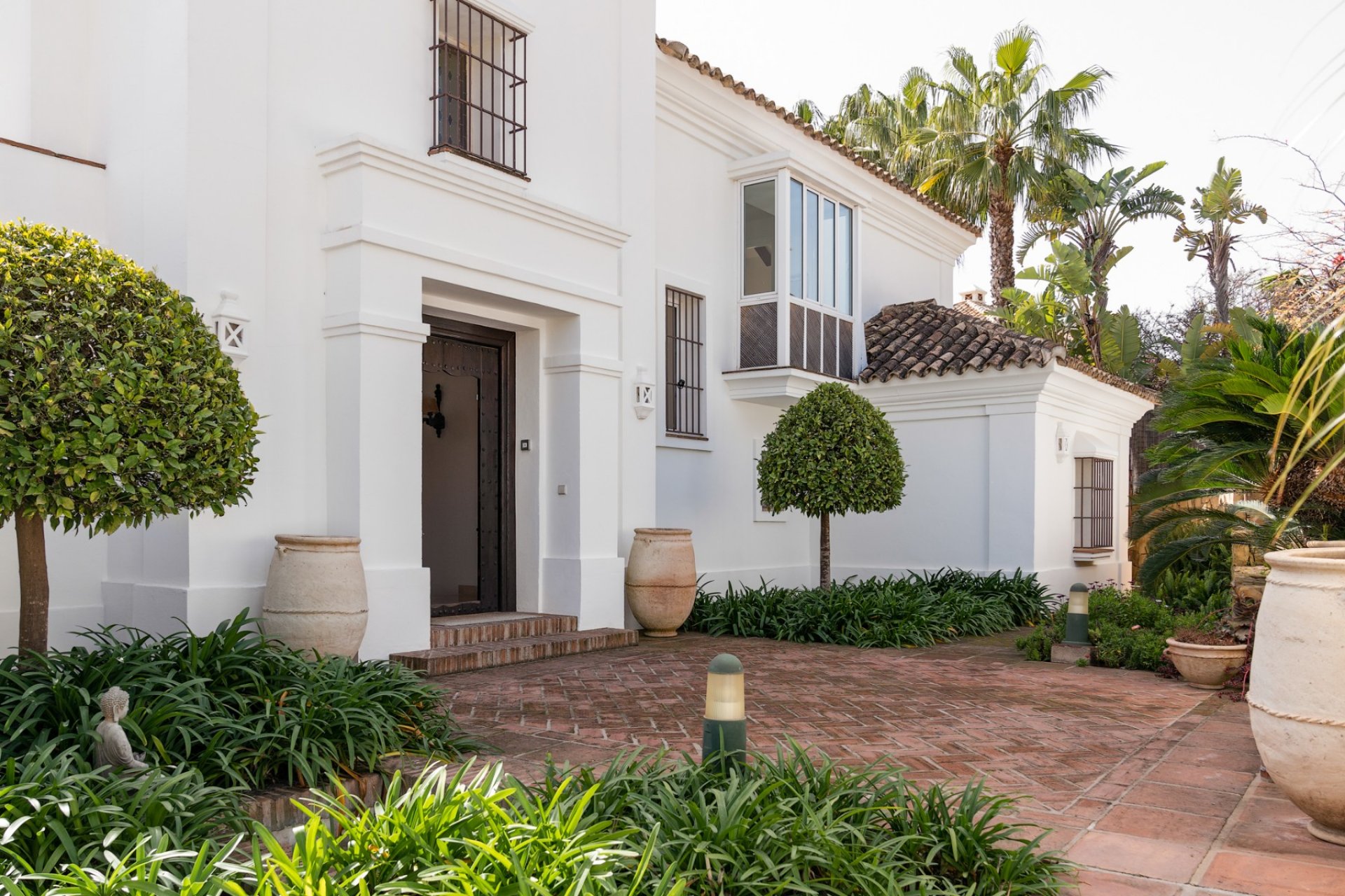 Resale - Villa - Marbella - Los Monteros