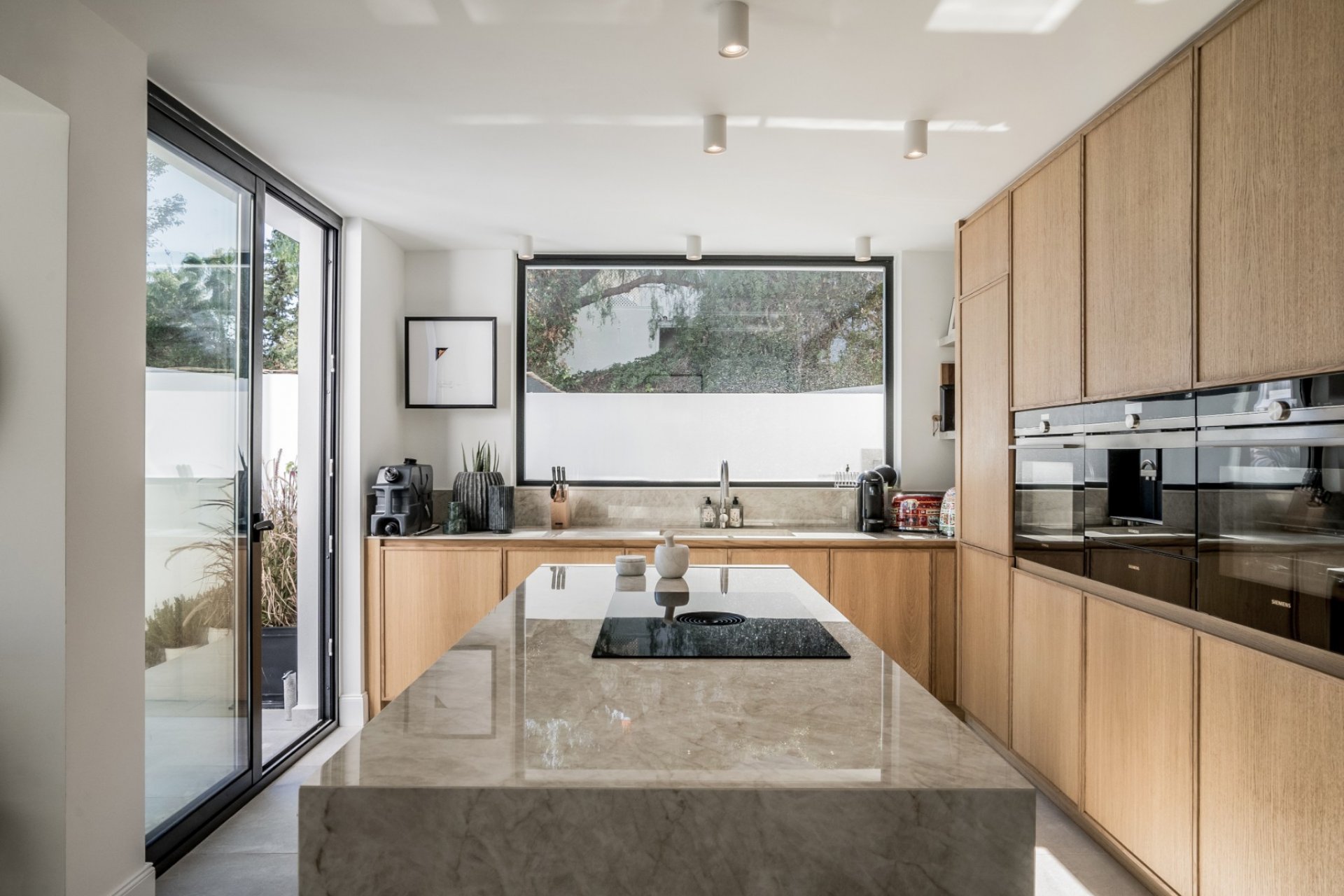 Resale - Villa - Marbella - Los Naranjos de Marbella