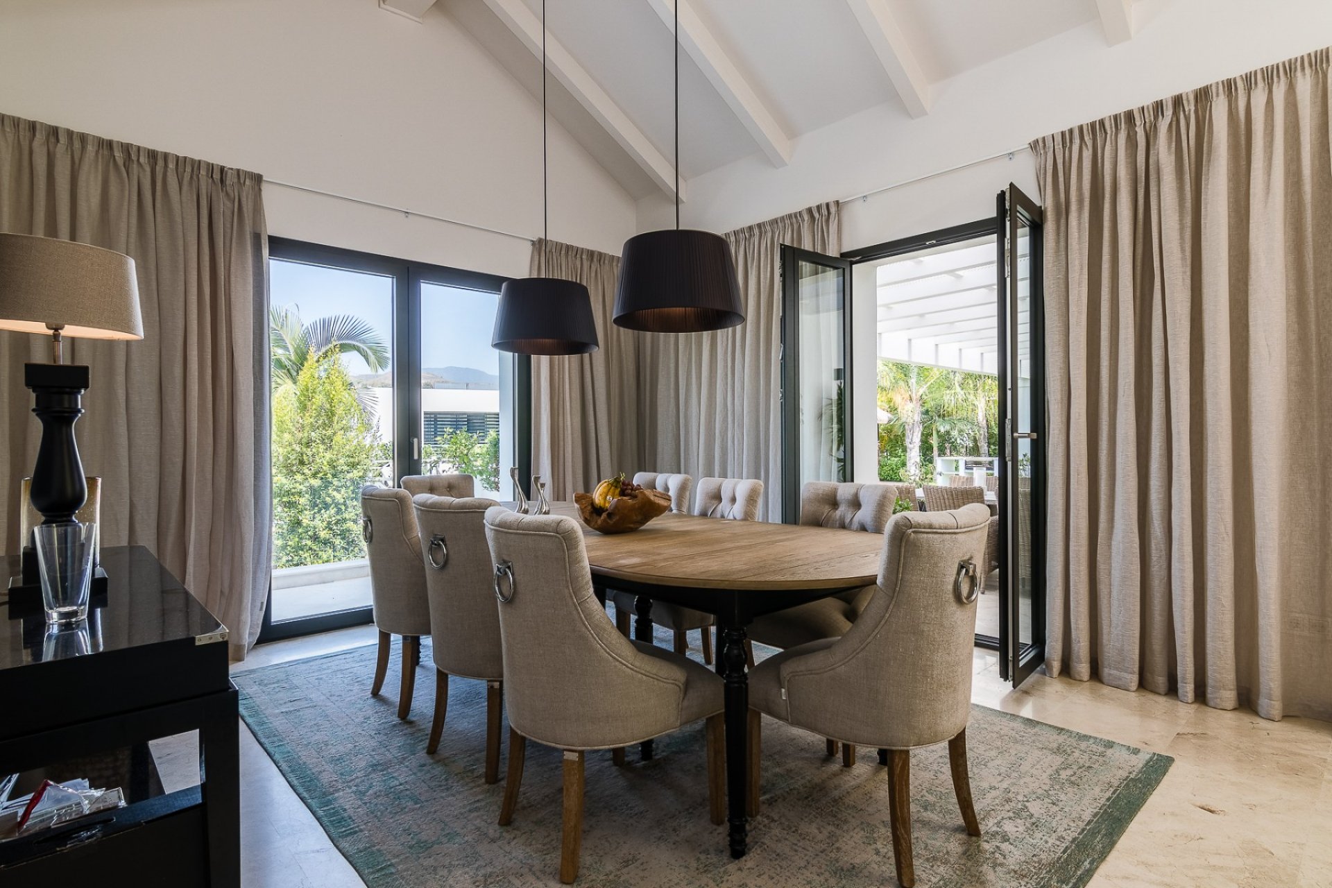 Resale - Villa - Marbella - Nueva Andalucía