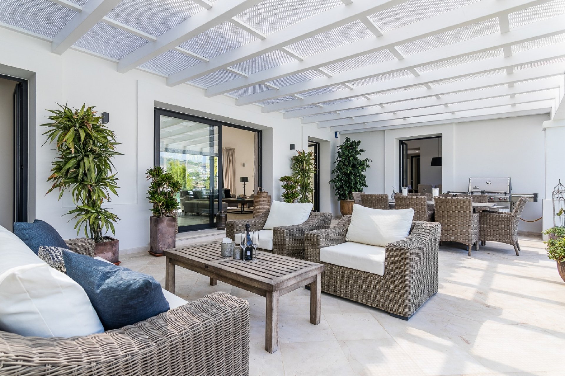 Resale - Villa - Marbella - Nueva Andalucía