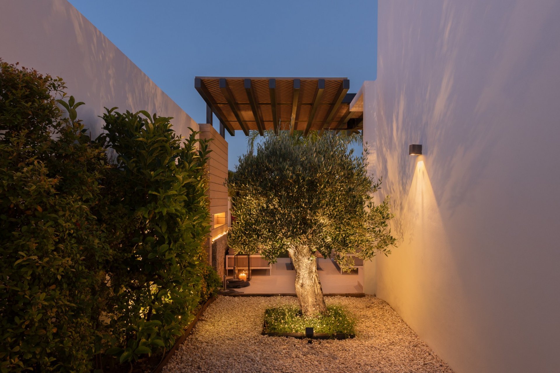 Resale - Villa - Marbella - Nueva Andalucía