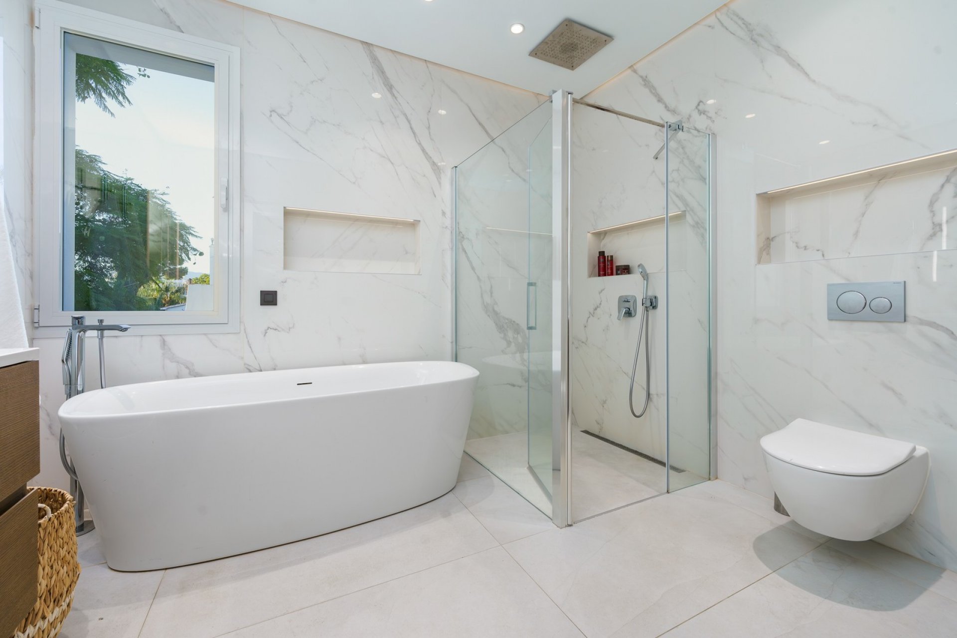 Resale - Villa - Marbella - Nueva Andalucía