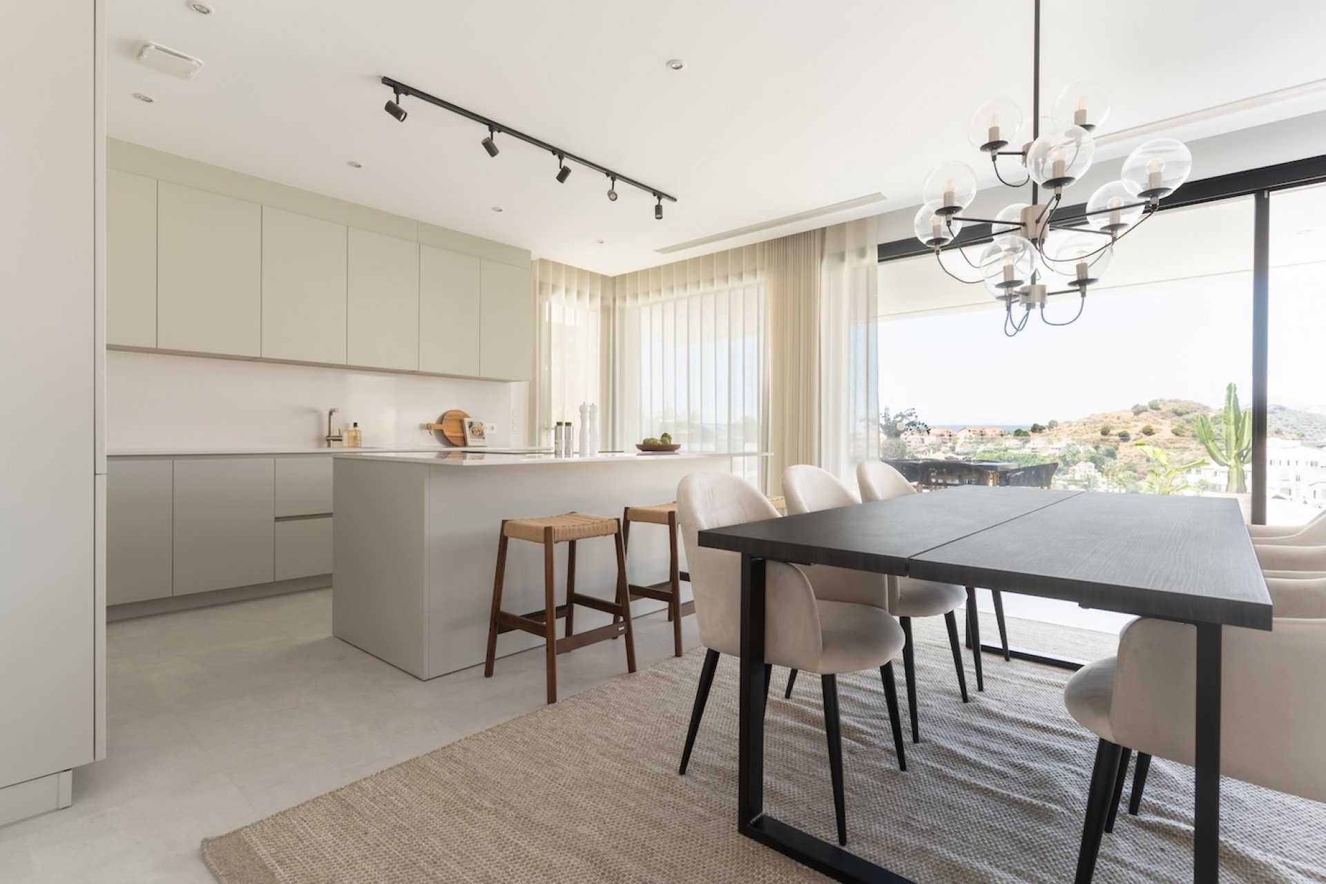 Resale - Villa - Marbella - Nueva Andalucía