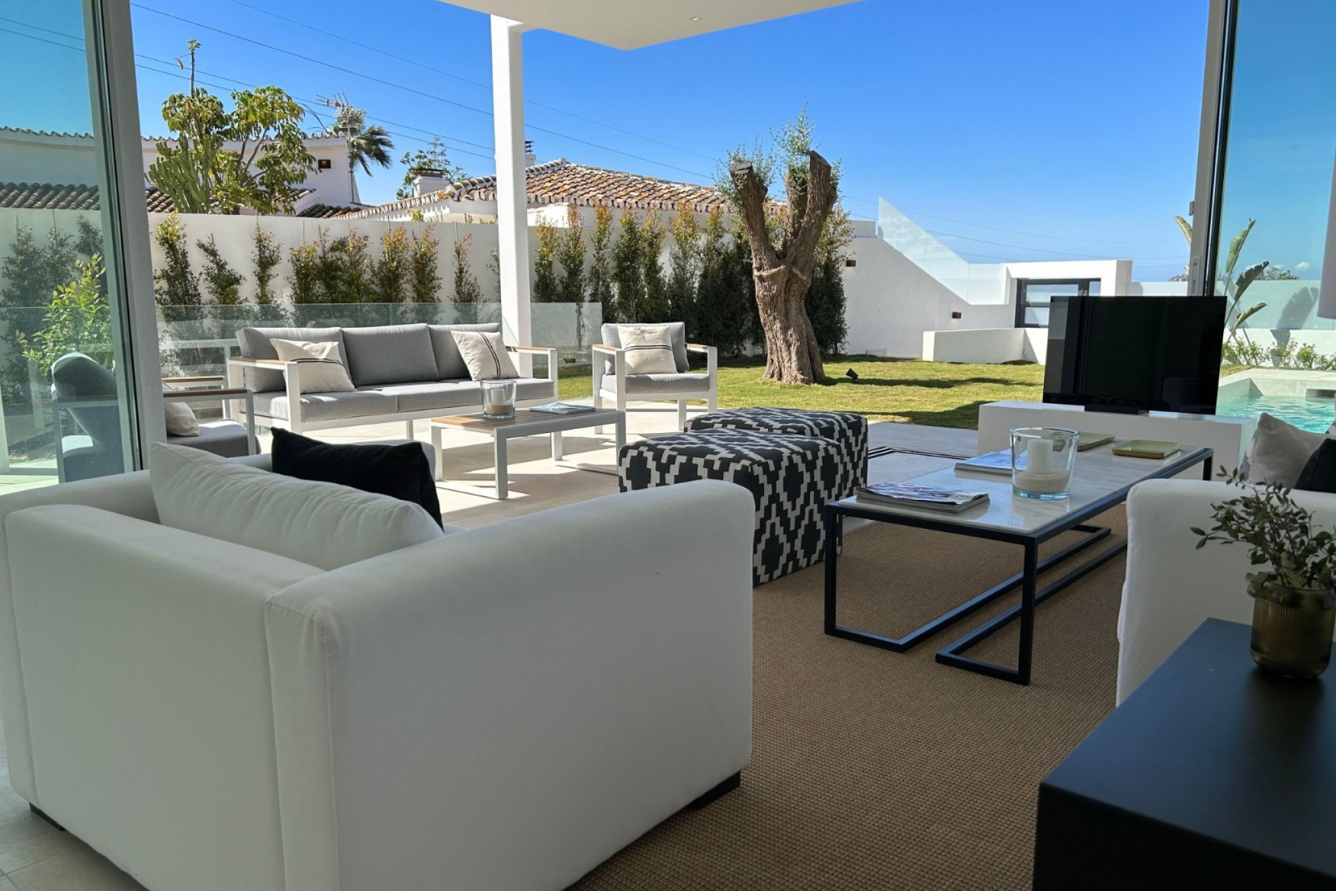 Resale - Villa - Marbella - Sierra Blanca