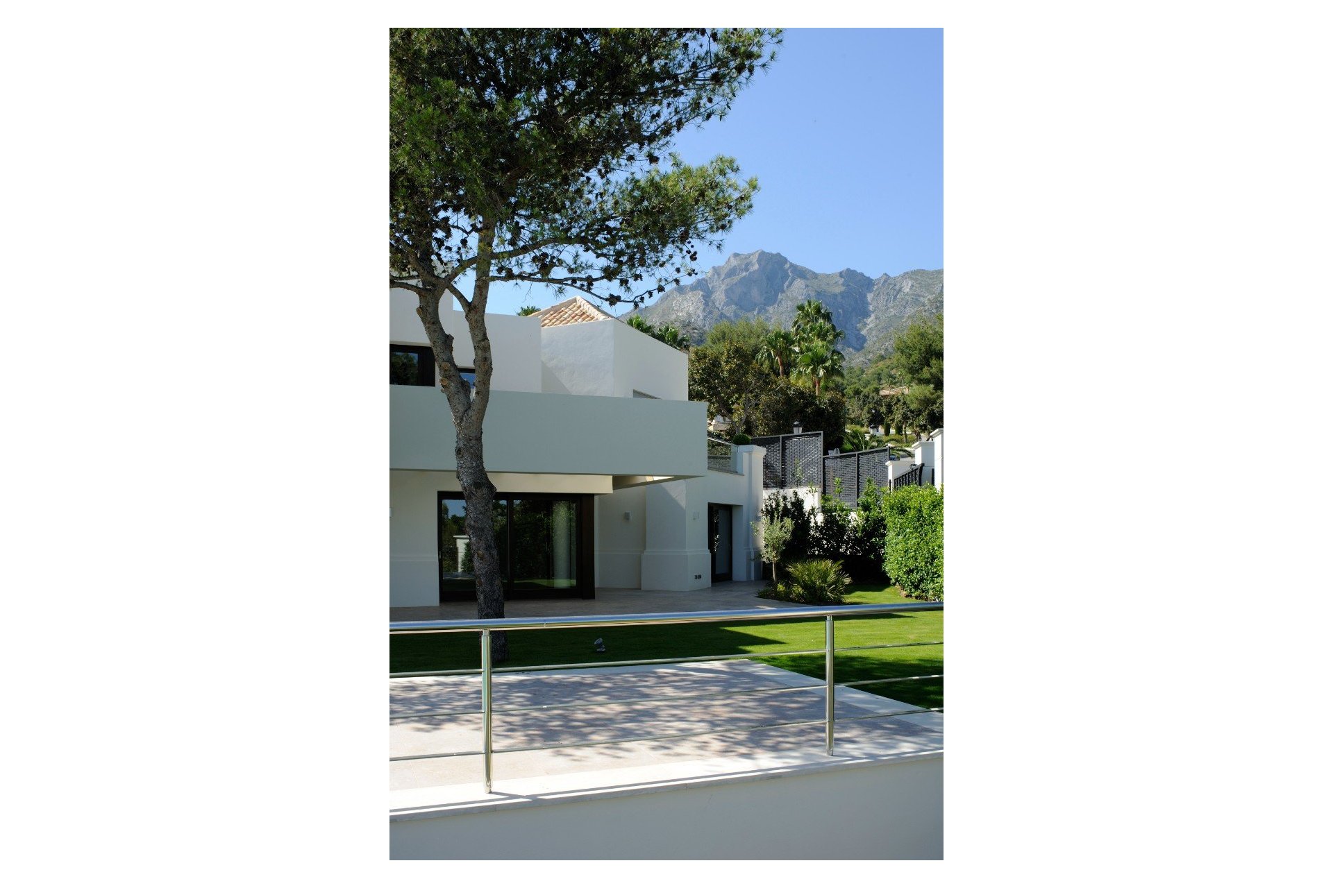 Resale - Villa - Marbella - Sierra Blanca