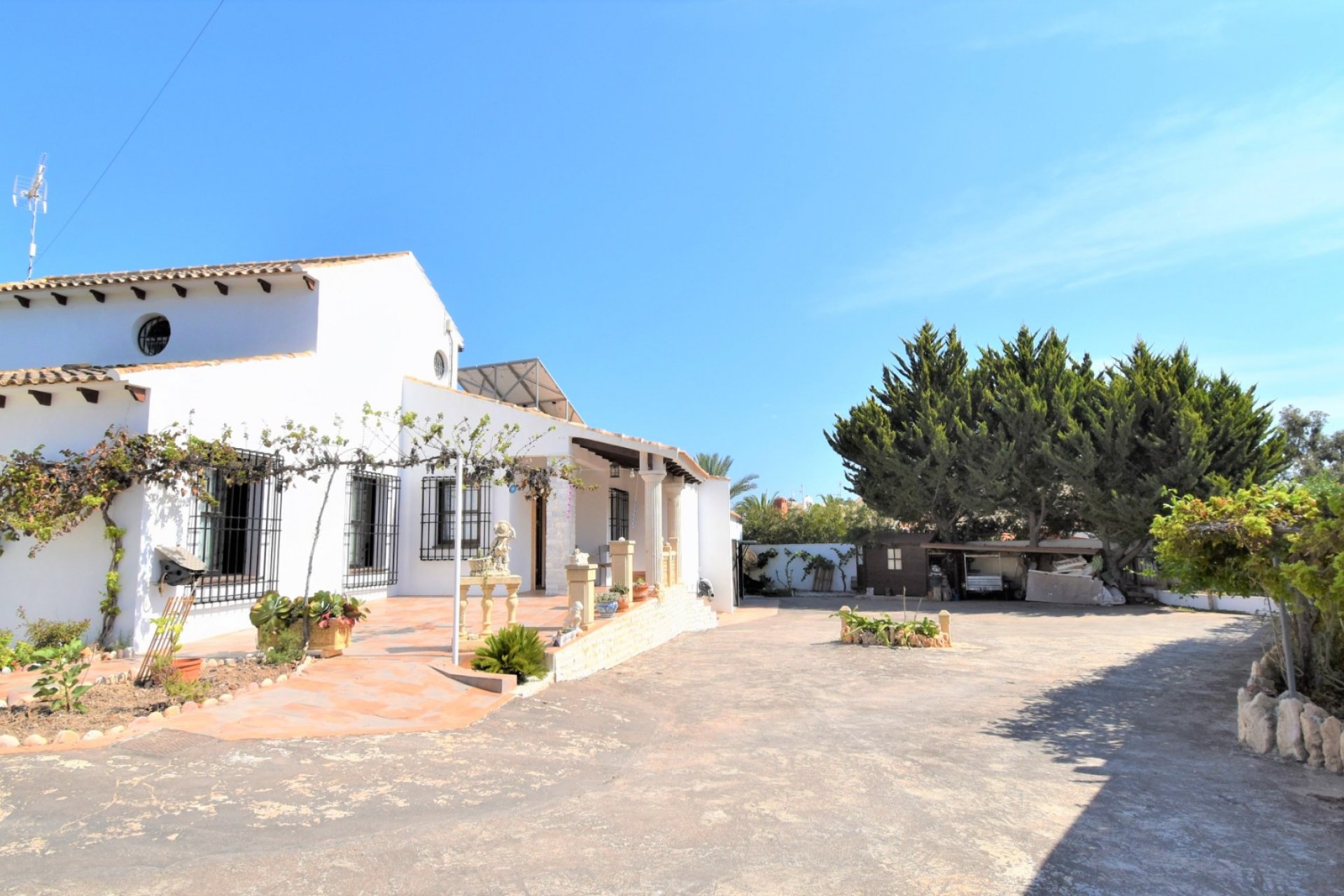 Resale - Villa - Orihuela Costa - Villamartín