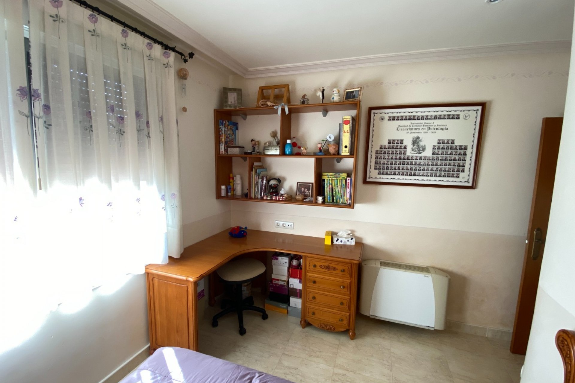 Resale - Villa - Petrer