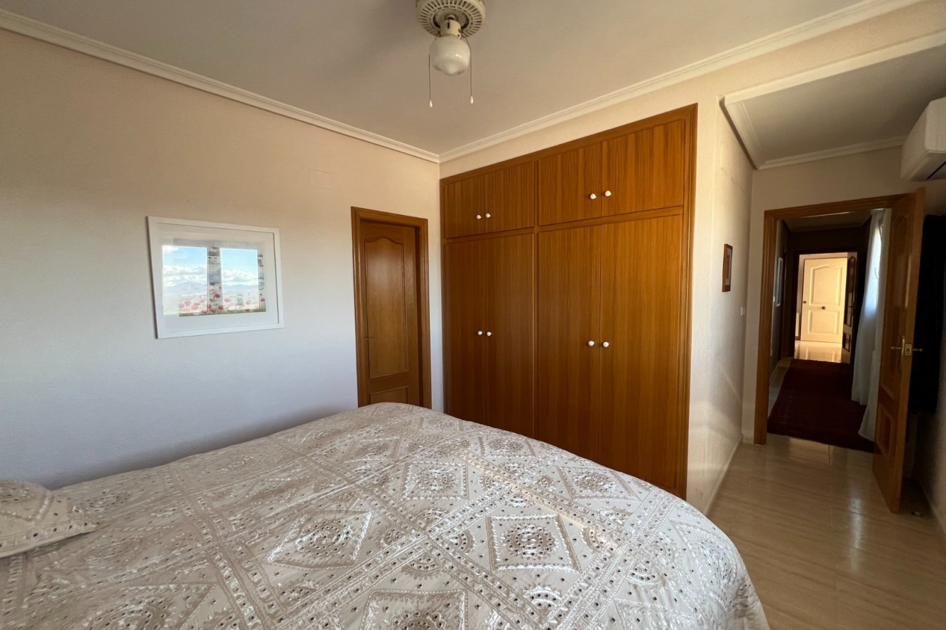 Resale - Villa - Sax