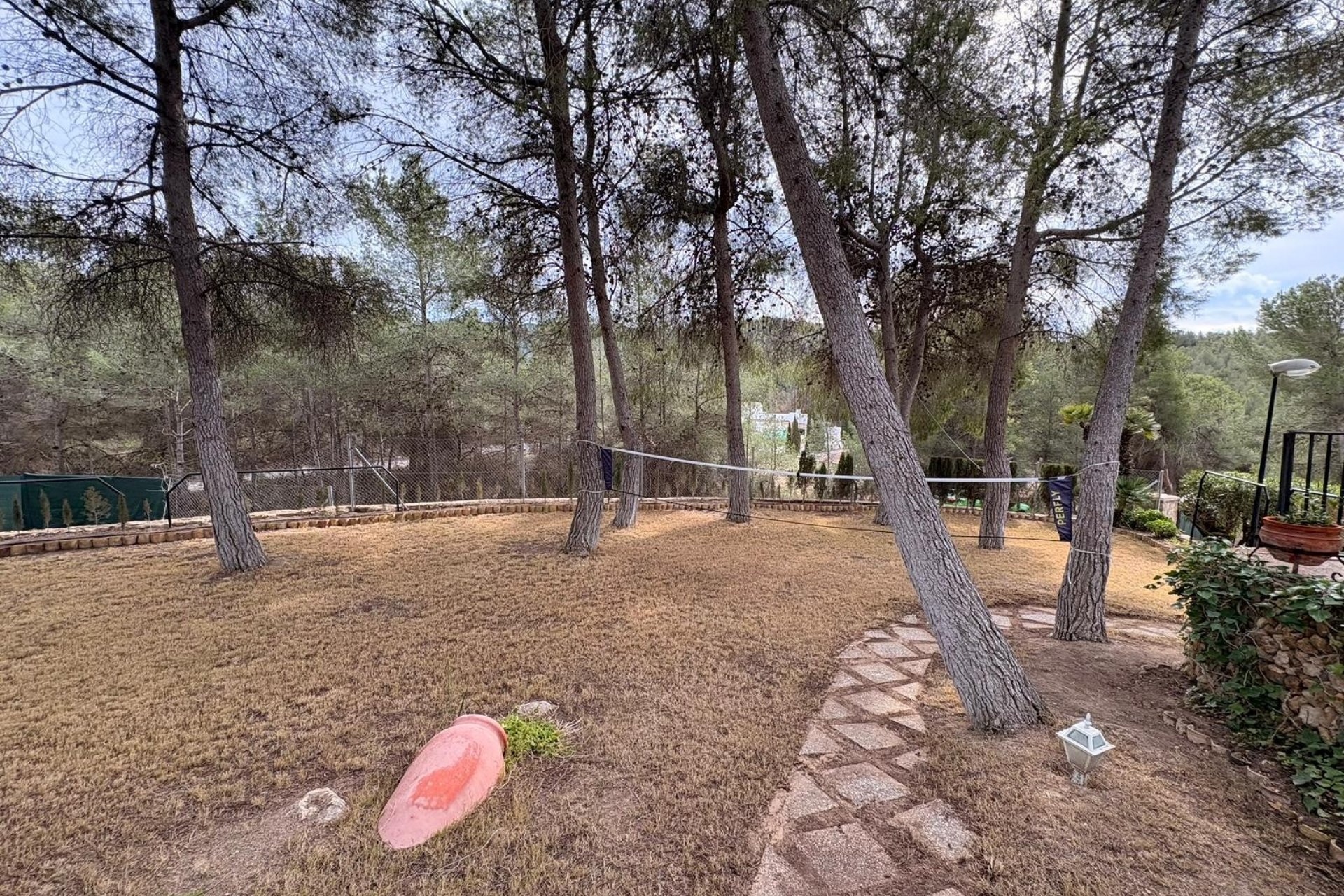 Resale - Villa - Sax