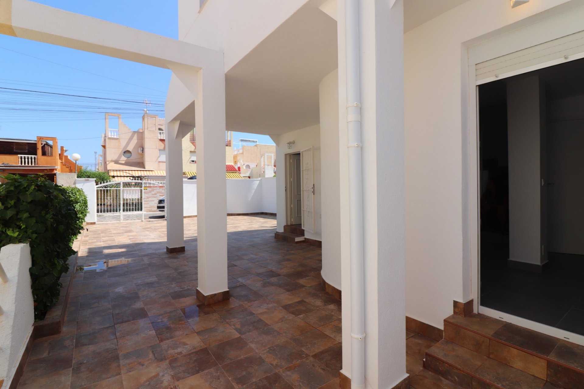 Resale - Villa - Torrevieja - El Salado