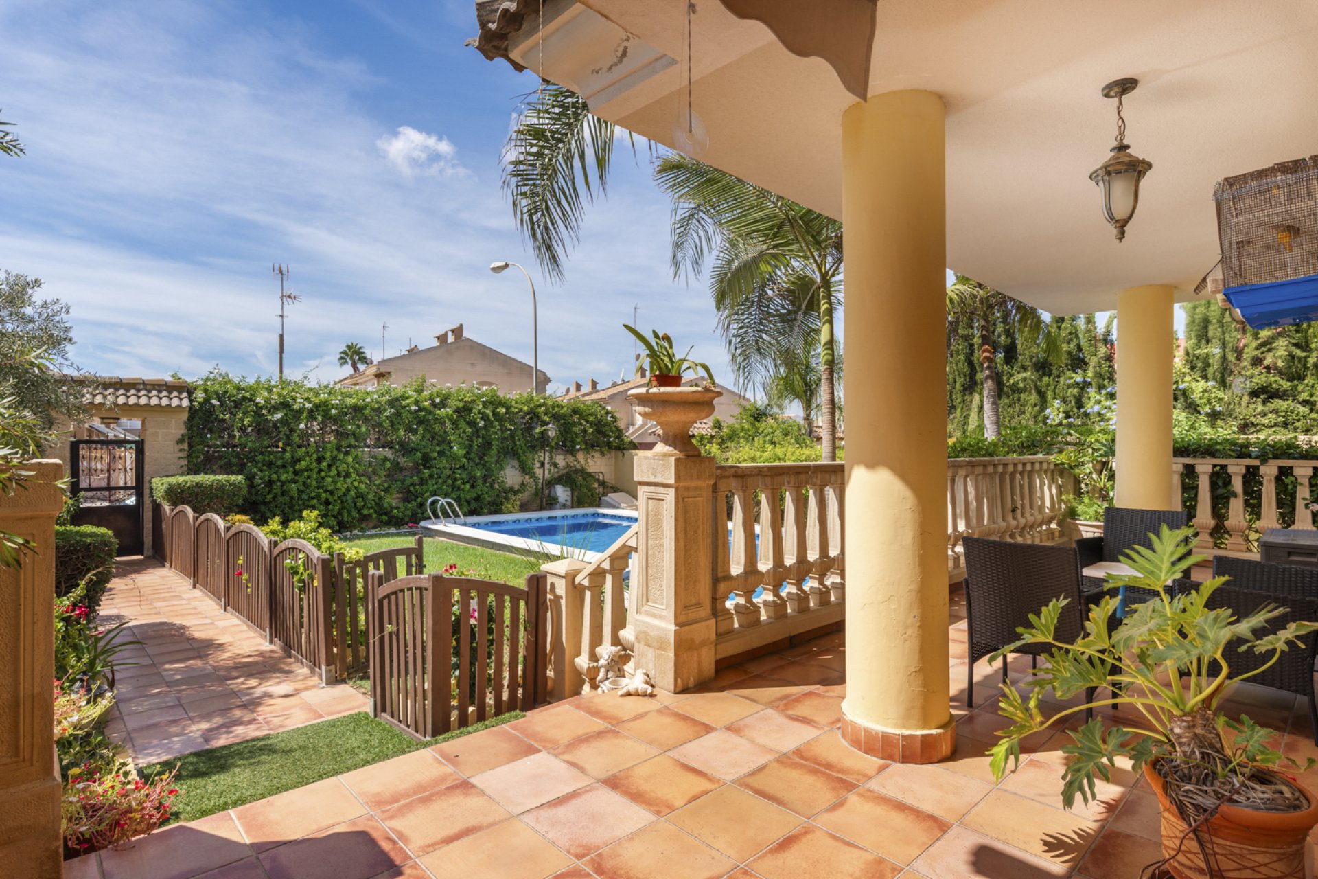 Resale - Villa - Torrevieja