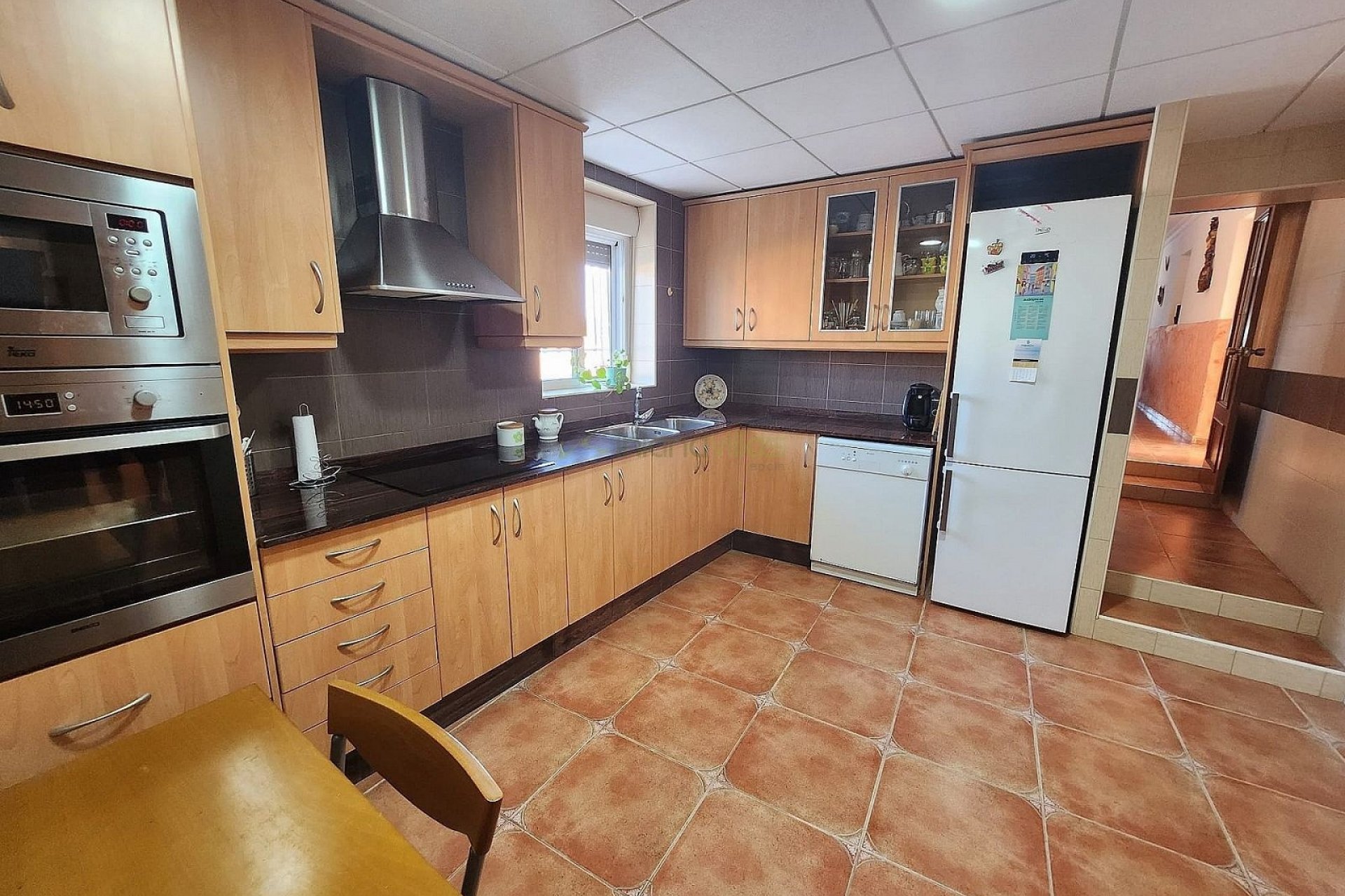 Resale - Villa - Villena