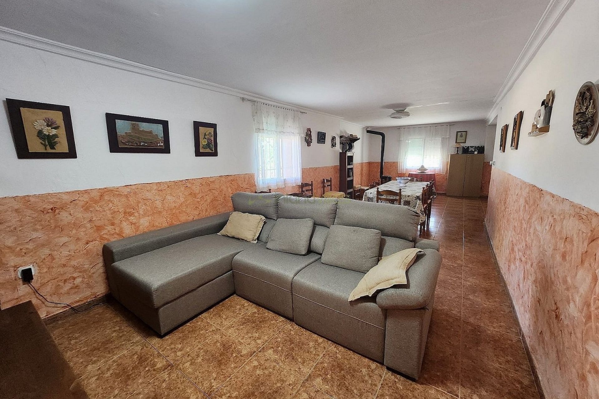 Resale - Villa - Villena