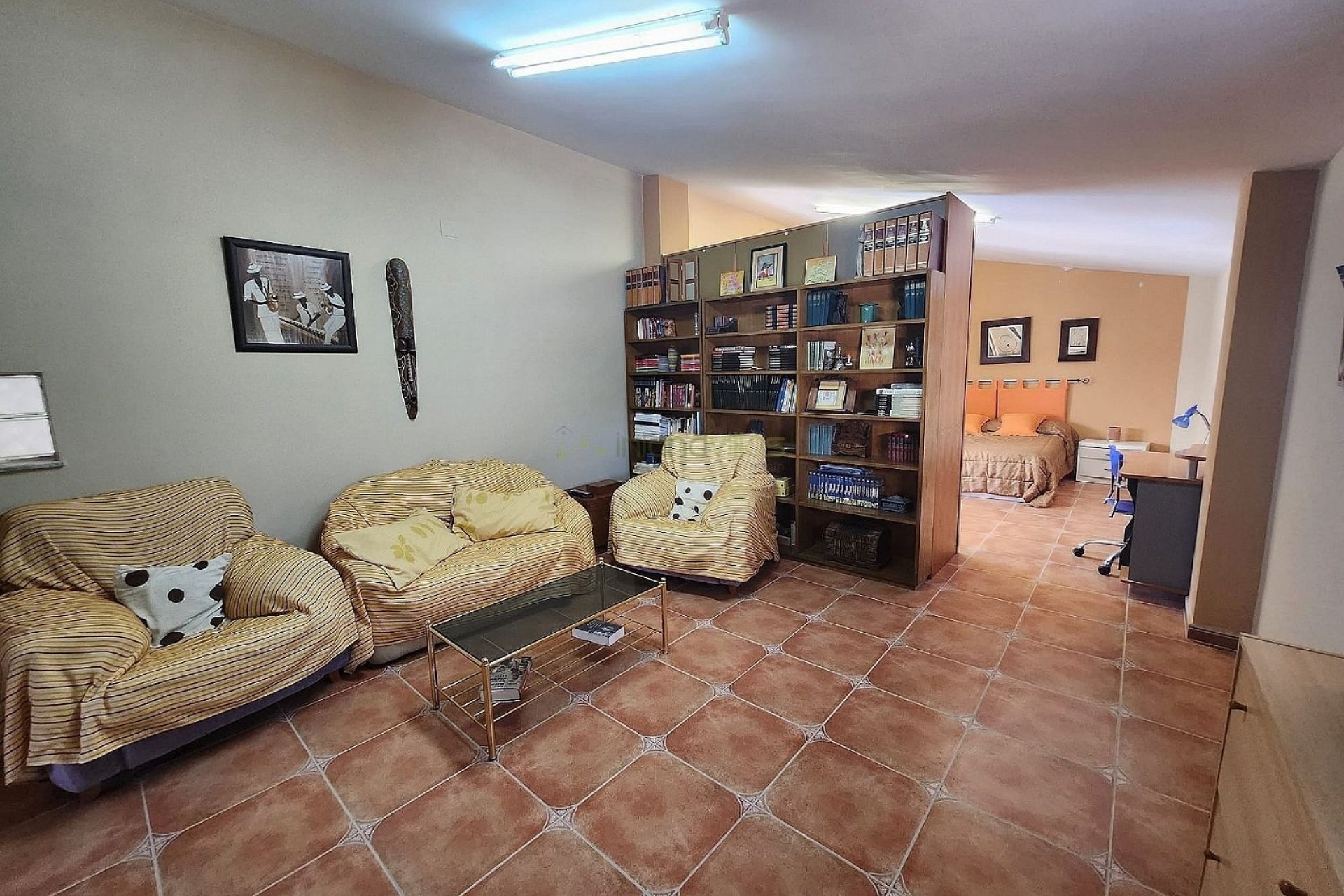 Resale - Villa - Villena