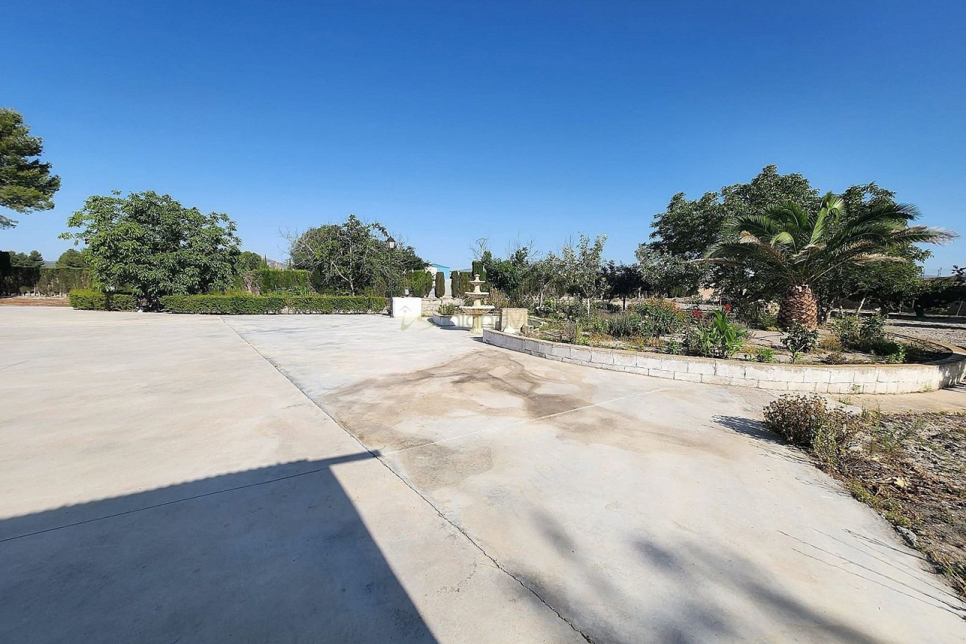 Resale - Villa - Villena