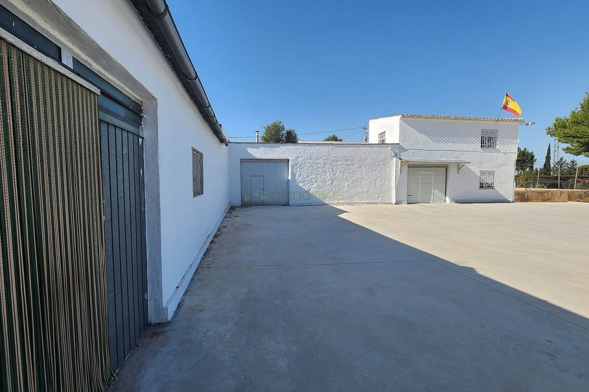 Resale - Villa - Villena