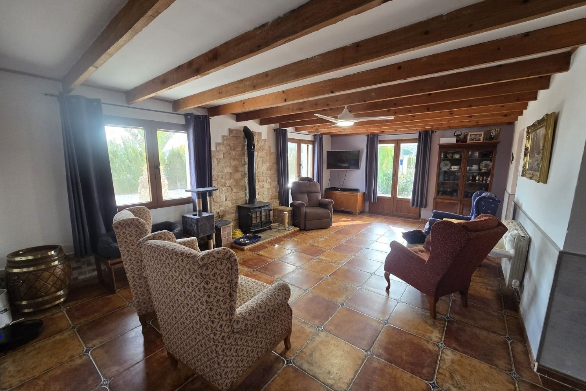 Resale - Villa - Villena