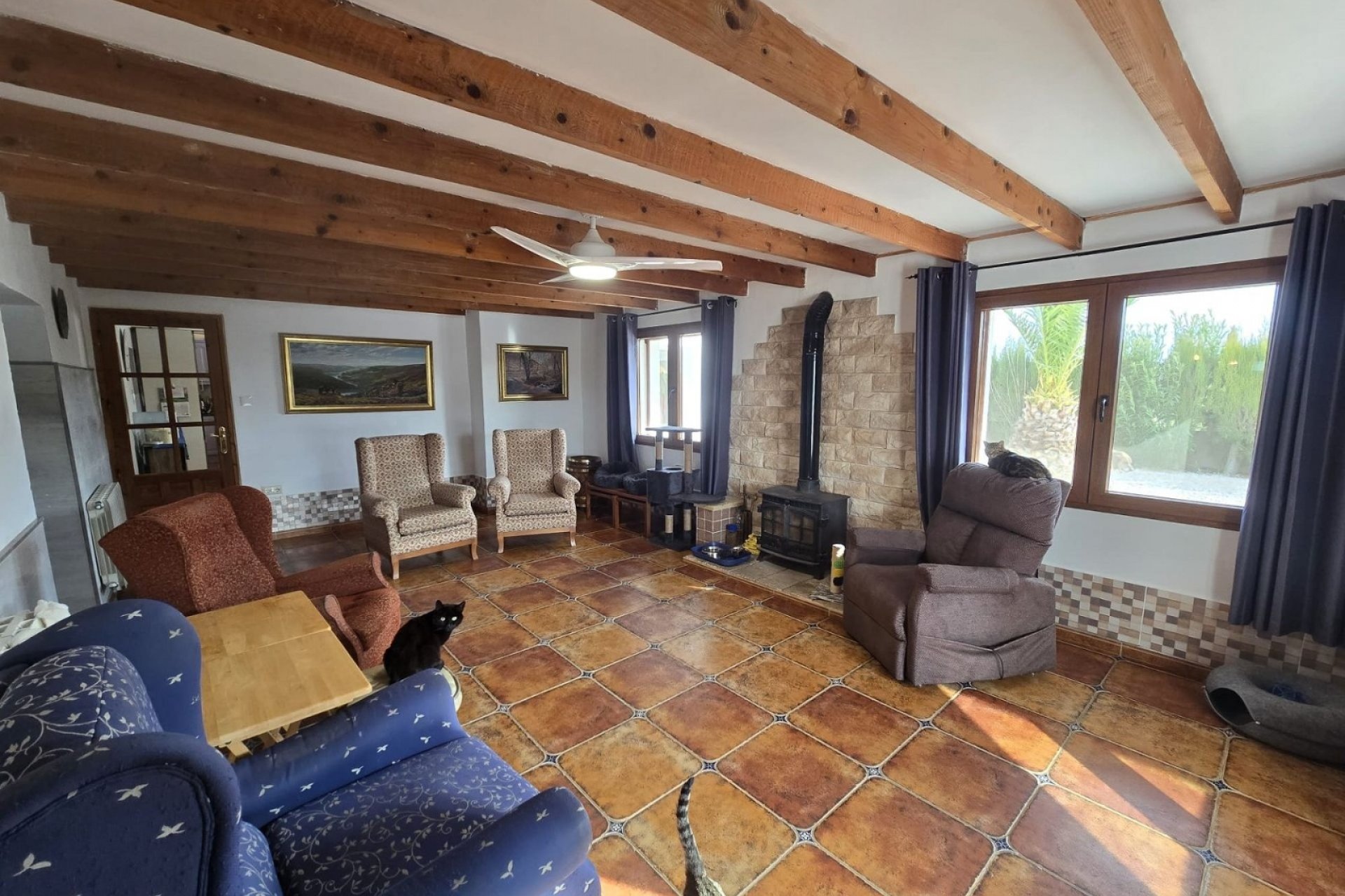 Resale - Villa - Villena