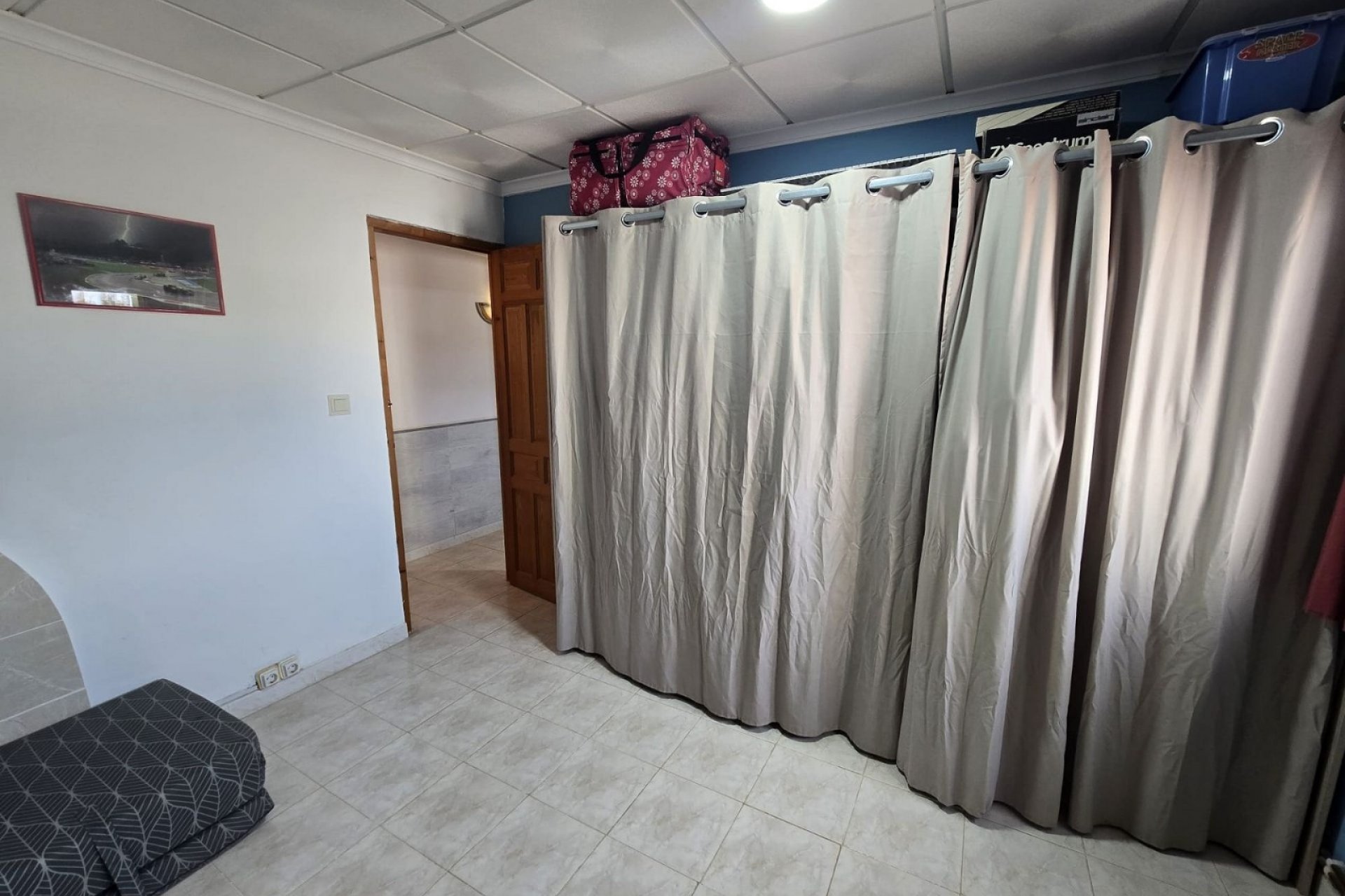 Resale - Villa - Villena