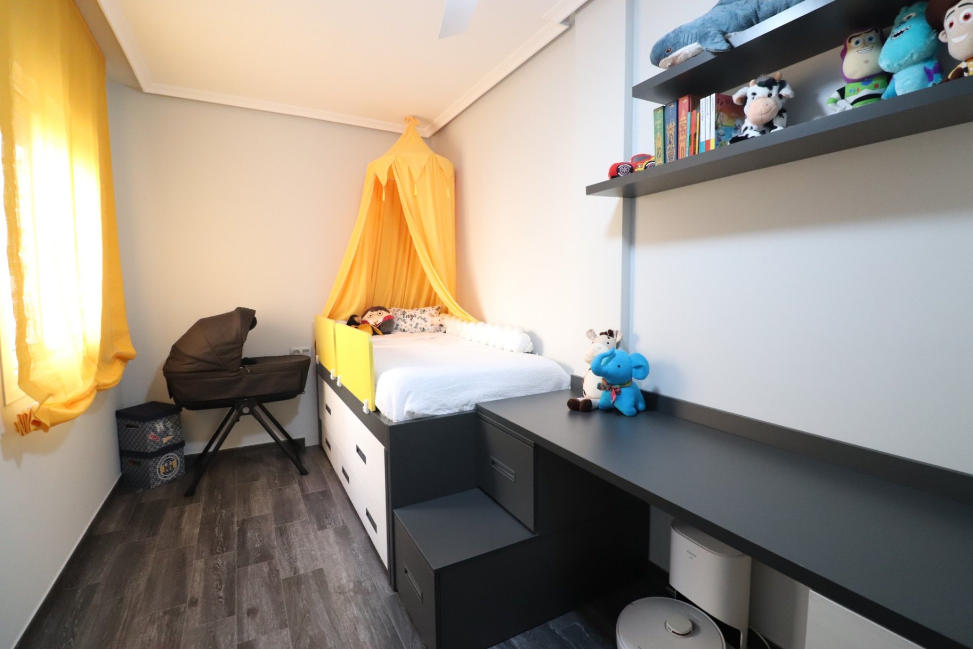 Reventa - Adosado - Redován - Redovan - Town