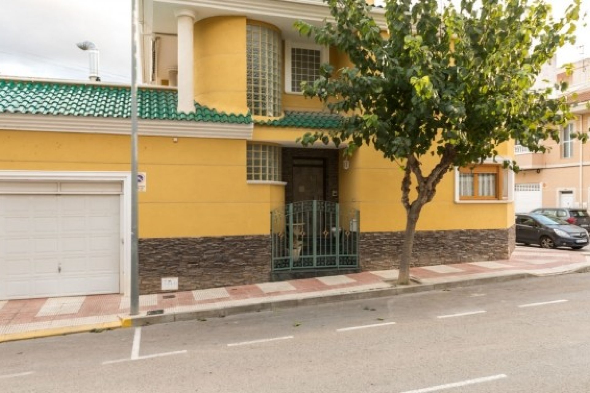 Reventa - Adosado - Sax