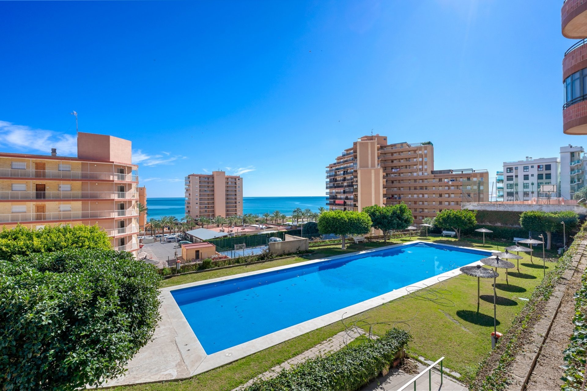 Reventa - Apartment - Arenales del Sol - Segunda linea playa