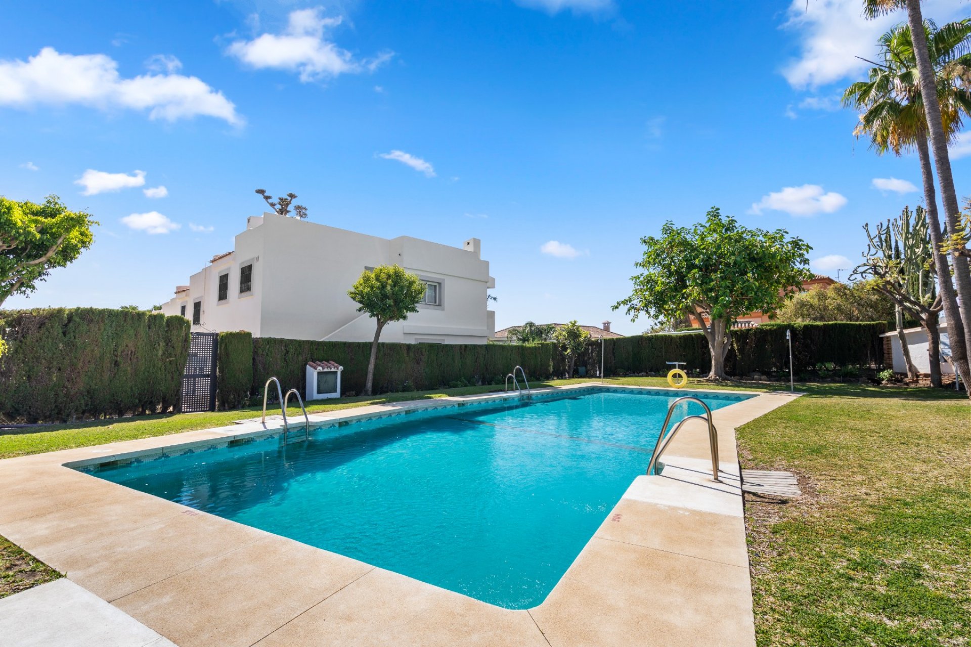 Reventa - Apartment - Marbella - Nueva Andalucía