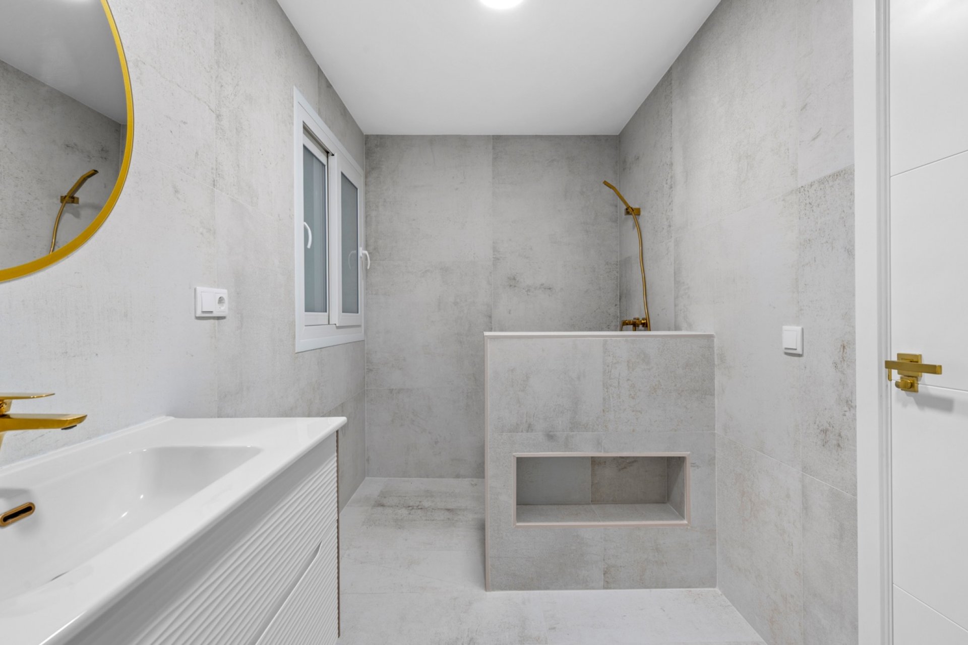 Reventa - Apartment - Torrevieja - El Acequión - Los Náufragos